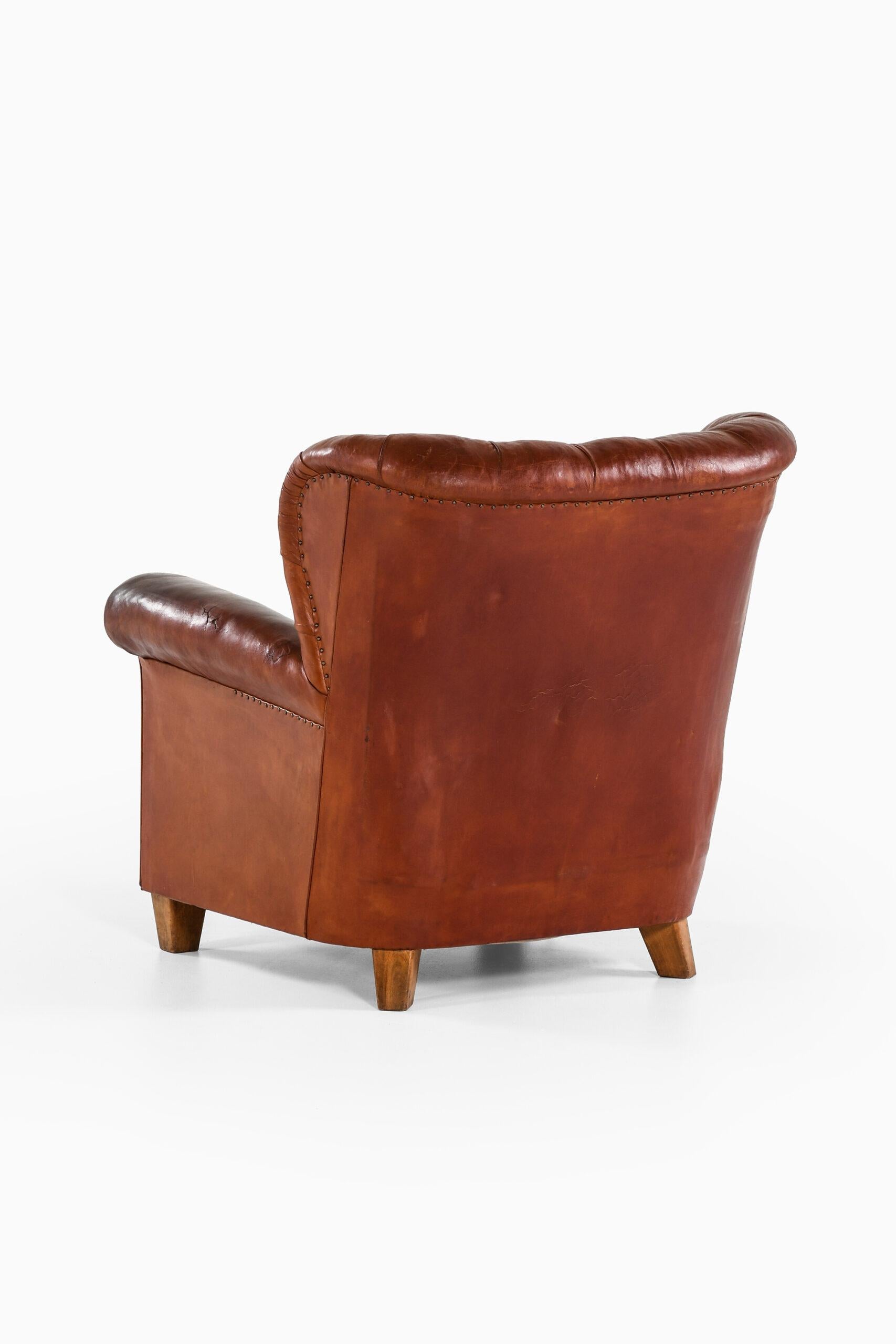 Easy Chair Attributed to Kay Fisker Produced in Denmark For Sale 3