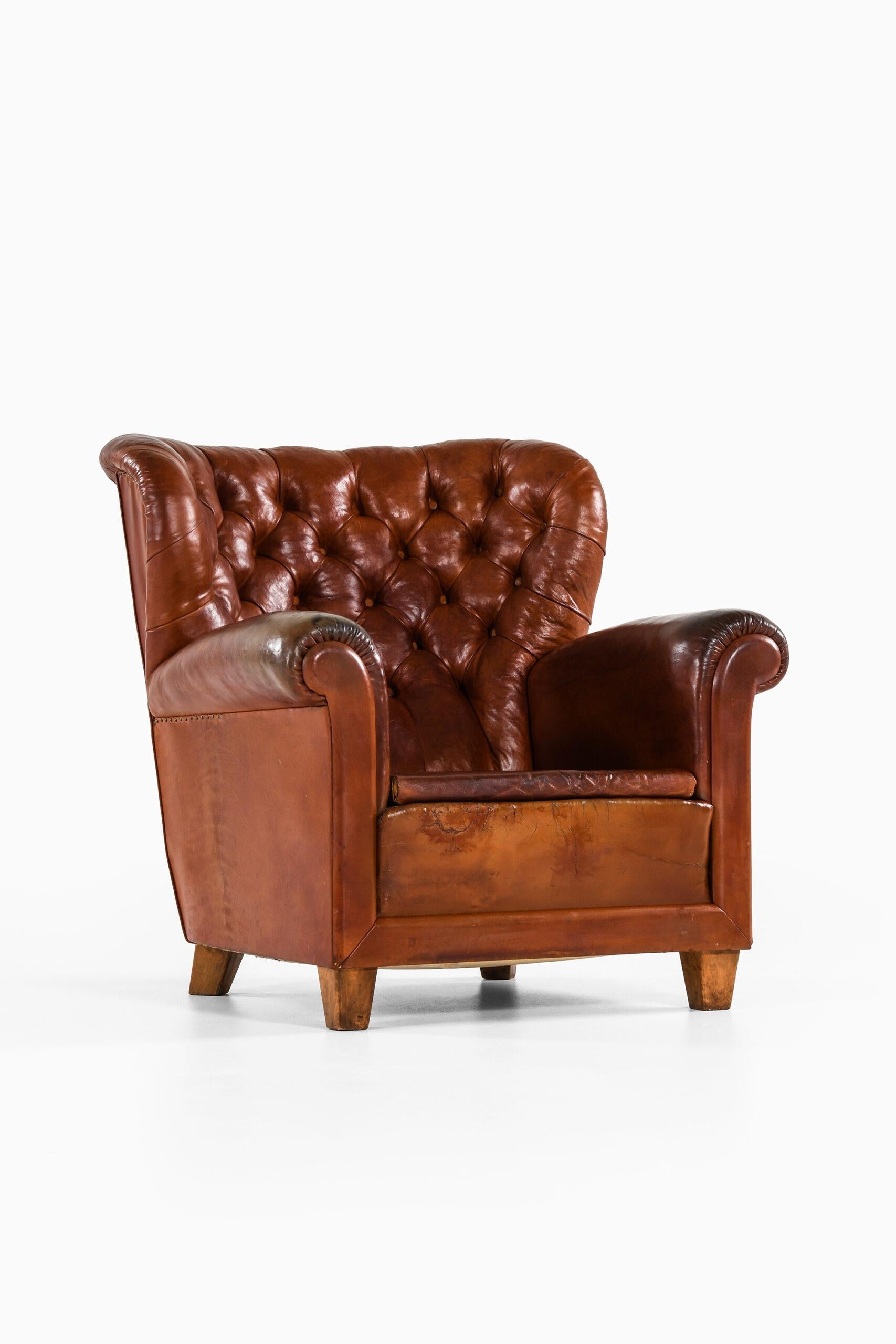 Easy Chair Attributed to Kay Fisker Produced in Denmark For Sale 7