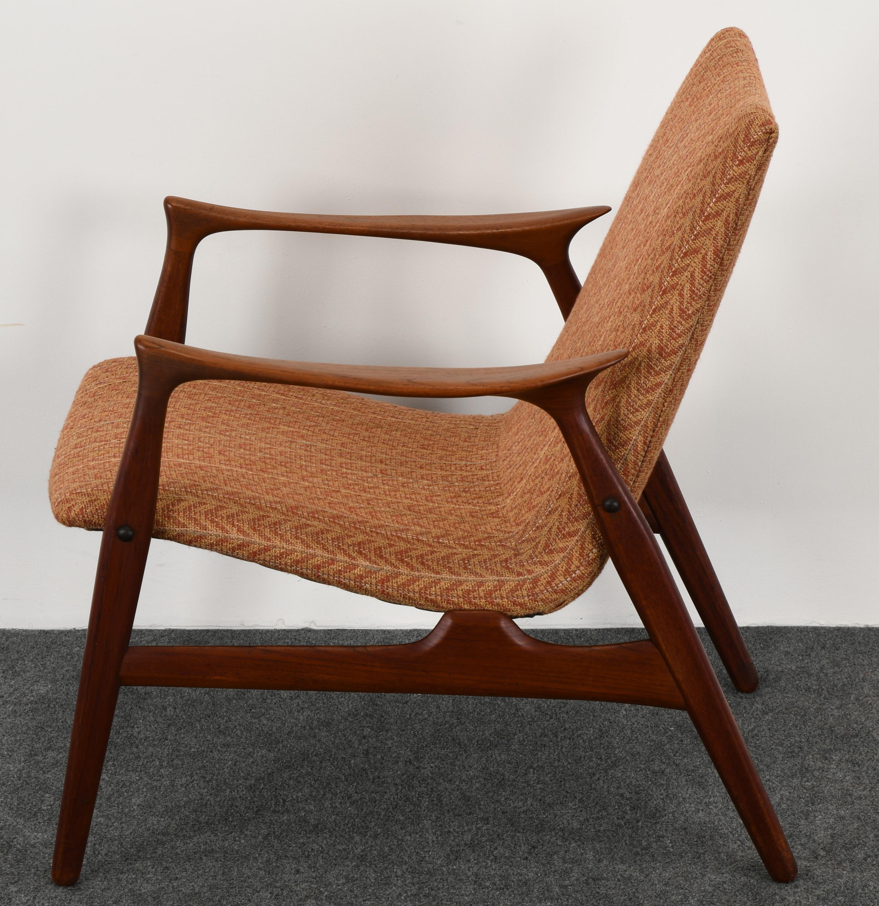 Mid-20th Century Easy Chair by Arne Hovmand-Olsen for Mogens Kold, 1958