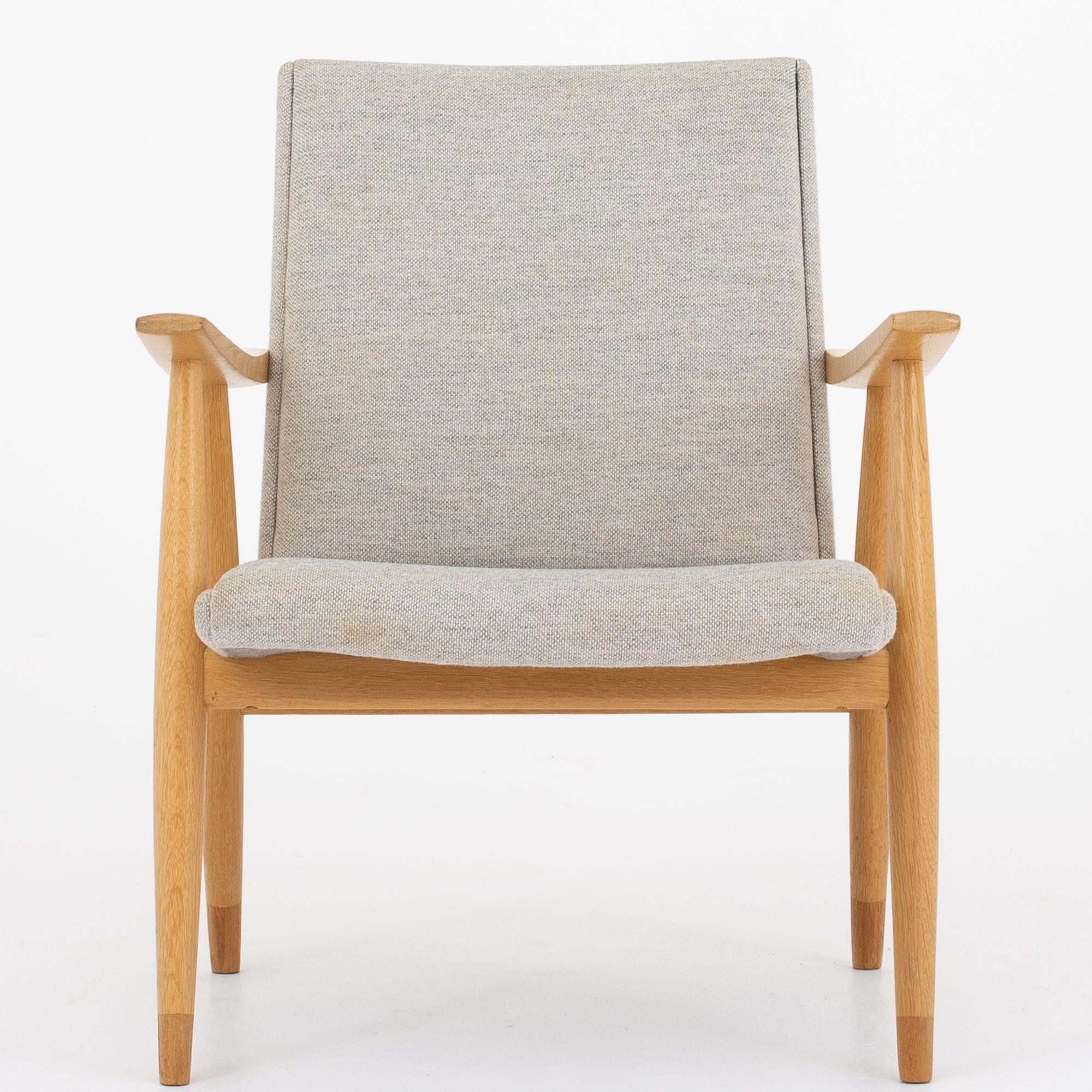 Easy Chair by Hans J. Wegner 1