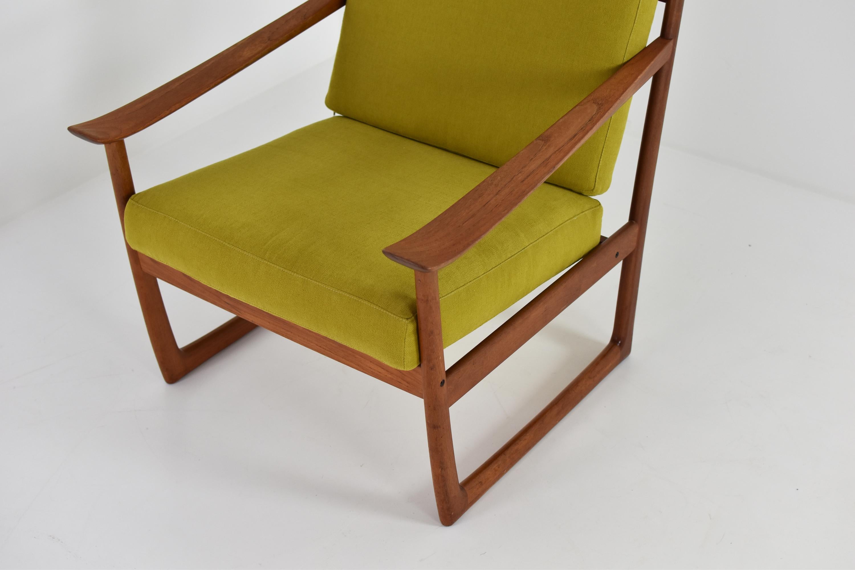Easy Chair by P. Hvidt and O. Molgaard-Nielsen for France & Søn, Denmark 1960's In Good Condition In Antwerp, BE