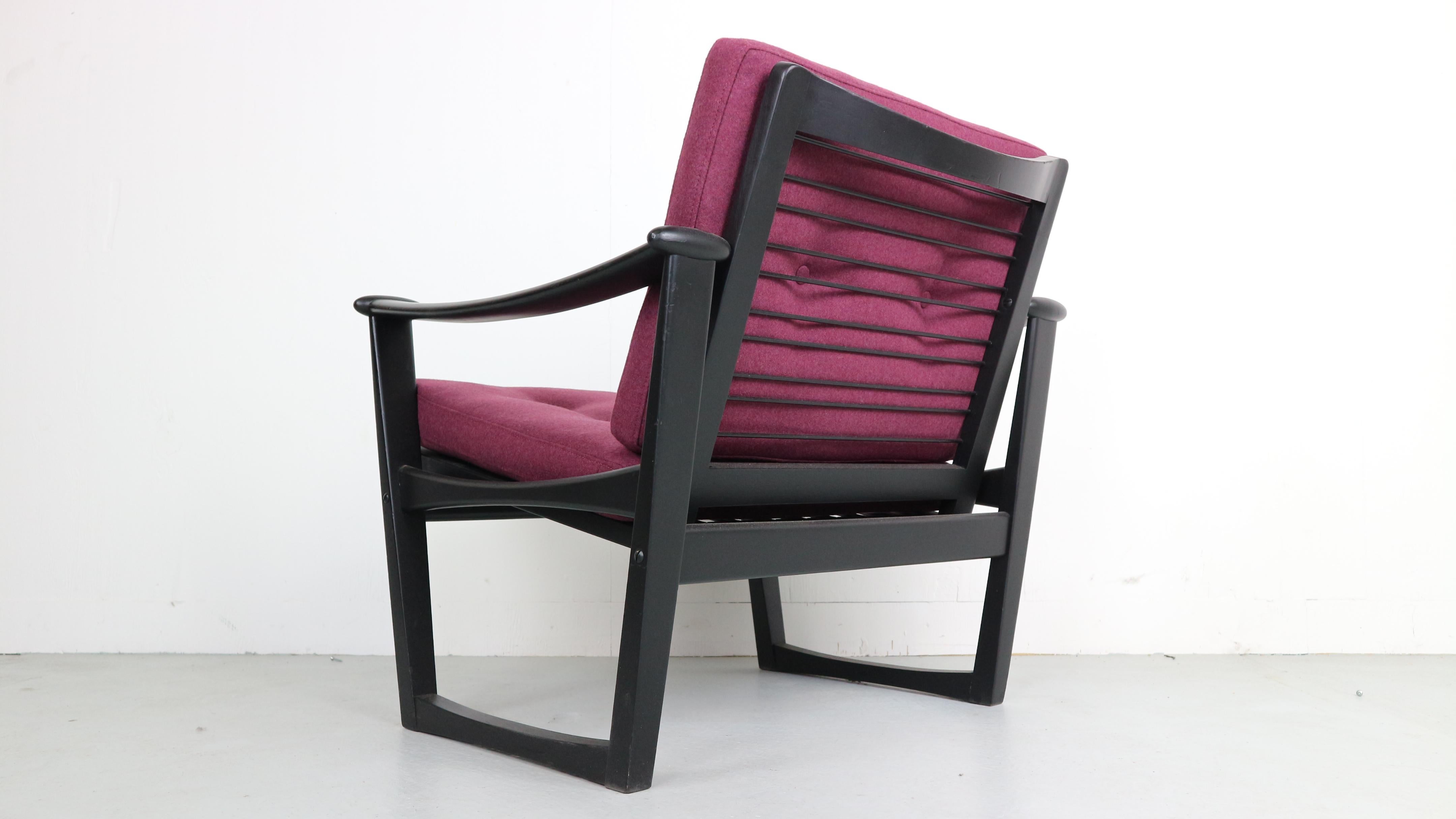 Easy Chair by Pastoe, Attributed to Finn Jhul, Newly Upholstered In Good Condition In The Hague, NL