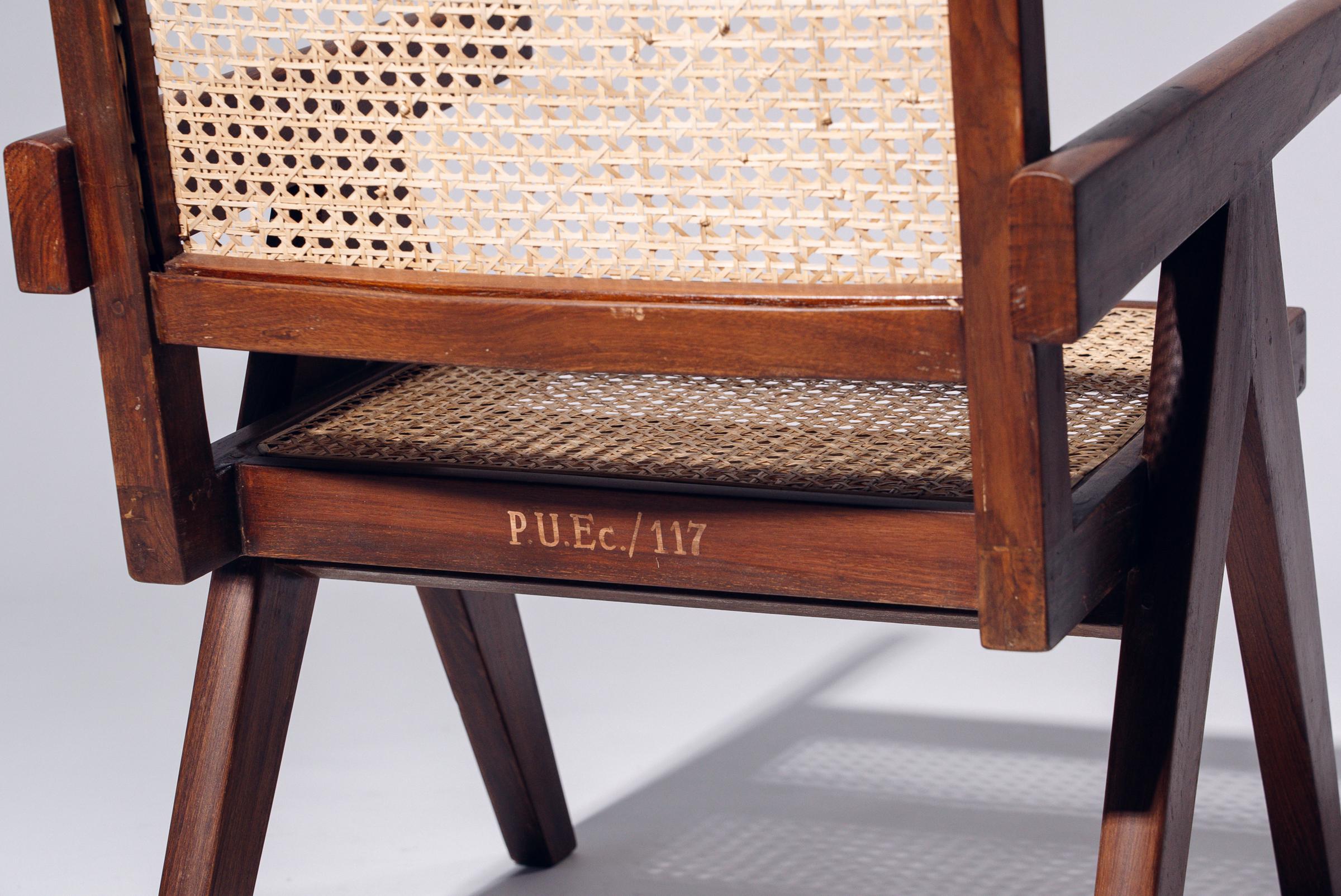 Sessel von Pierre Jeanneret für Chandigarh, Indien, ca. 1955-56 (Handgewebt) im Angebot