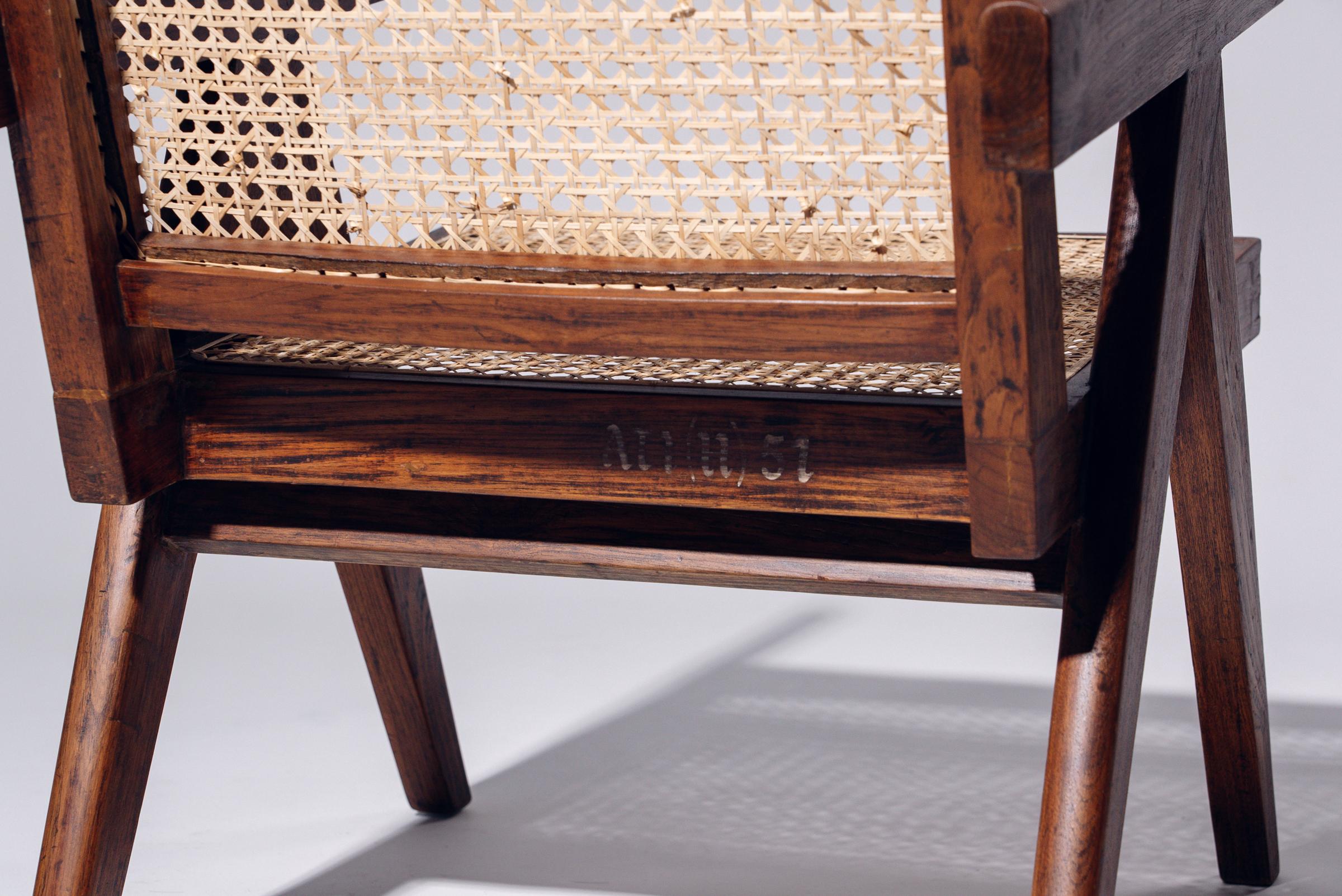 Sessel von Pierre Jeanneret für Chandigarh, Indien, ca. 1955-56 (Handgewebt) im Angebot