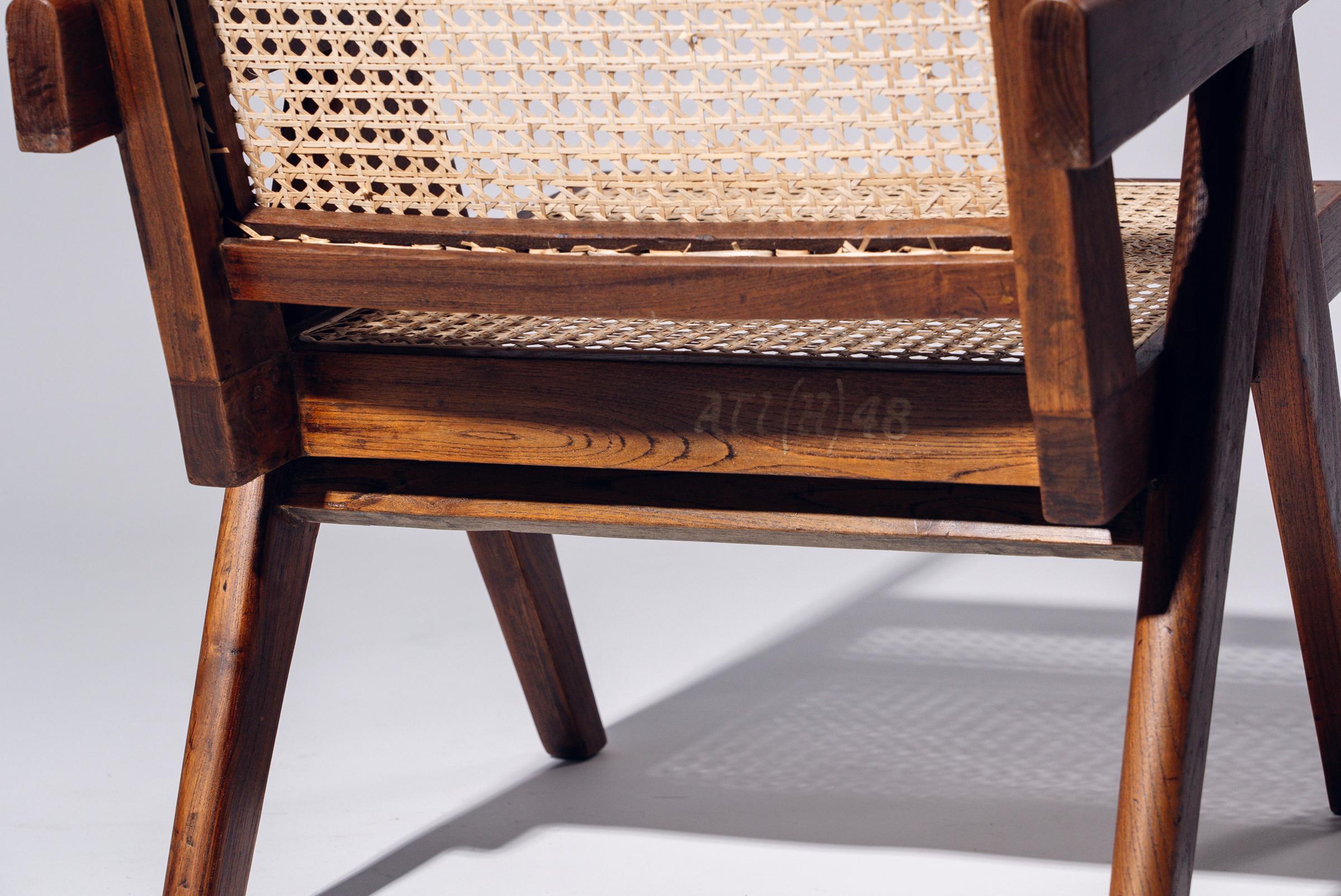 Sessel von Pierre Jeanneret für Chandigarh, Indien, ca. 1955-56 (Handgewebt) im Angebot