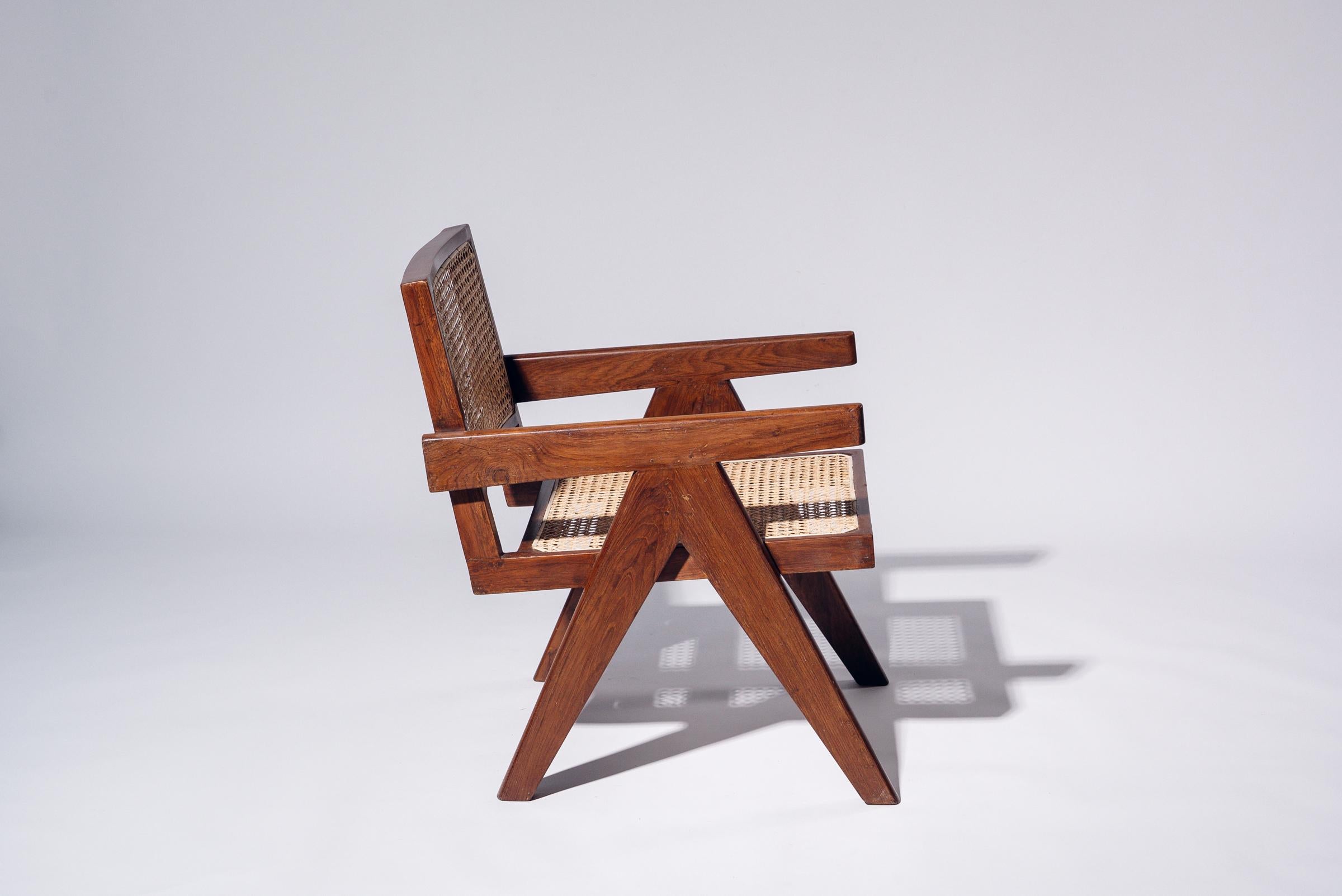 Sillón de Pierre Jeanneret para Chandigarh, India, circa 1955-56 en Bueno estado para la venta en Tokyo, JP