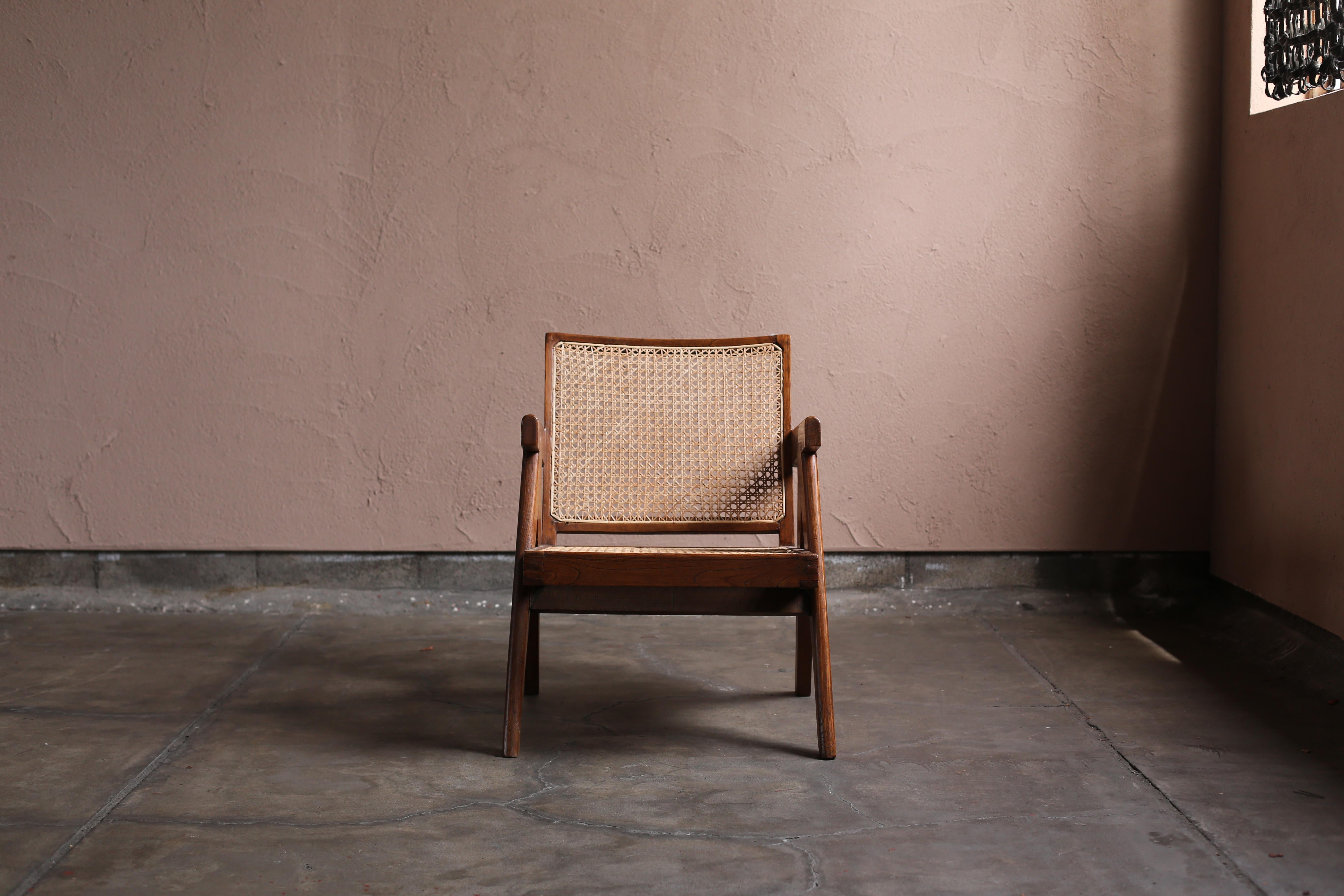 pierre jeanneret easy chair