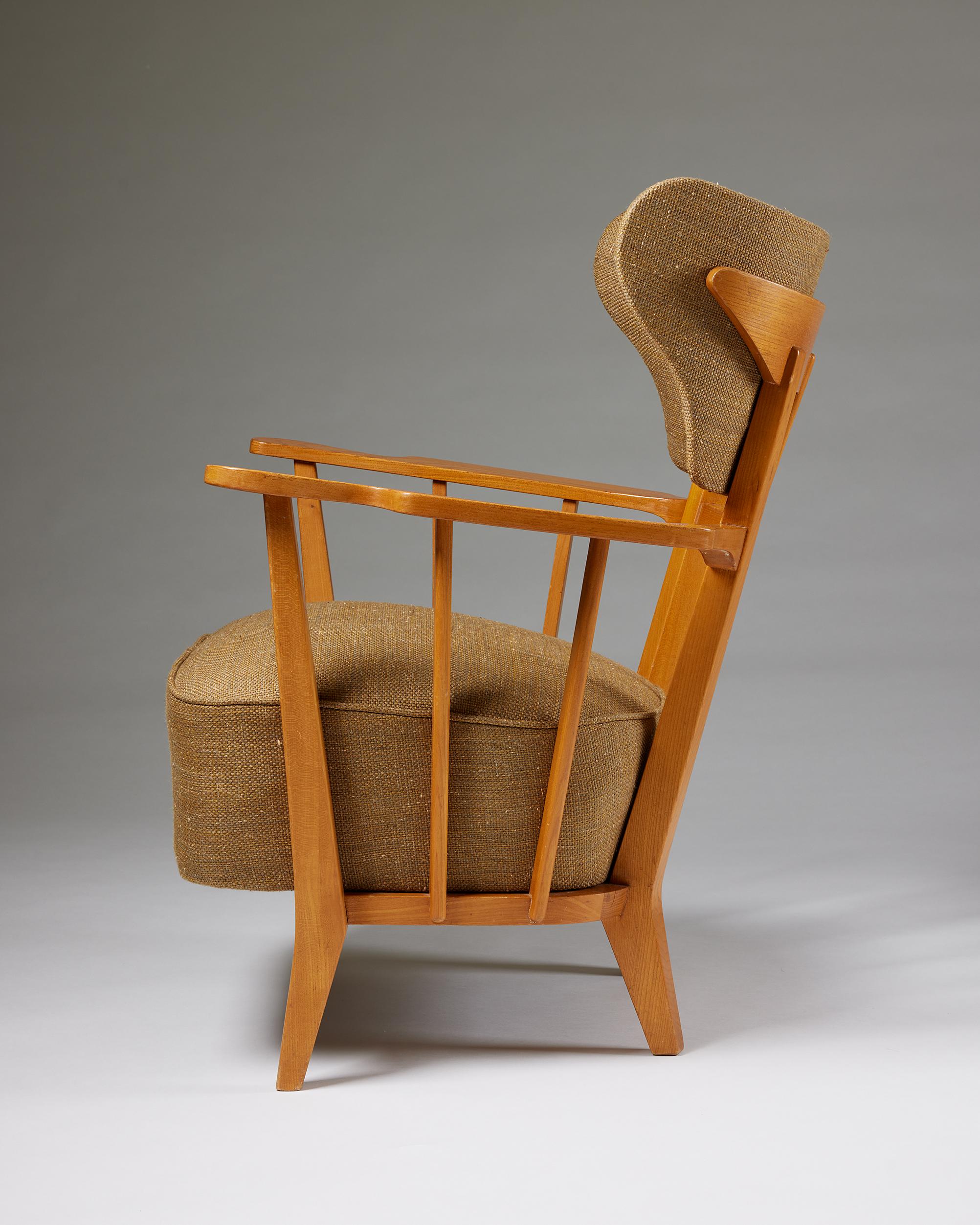 Easy chair designed by Alvar Andersson for Ferdinand Lundquist & Co In Good Condition For Sale In Stockholm, SE
