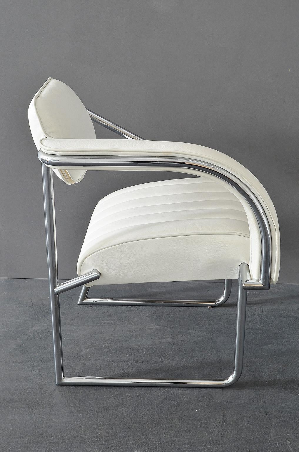 Easy chair designed by Eileen Gray 