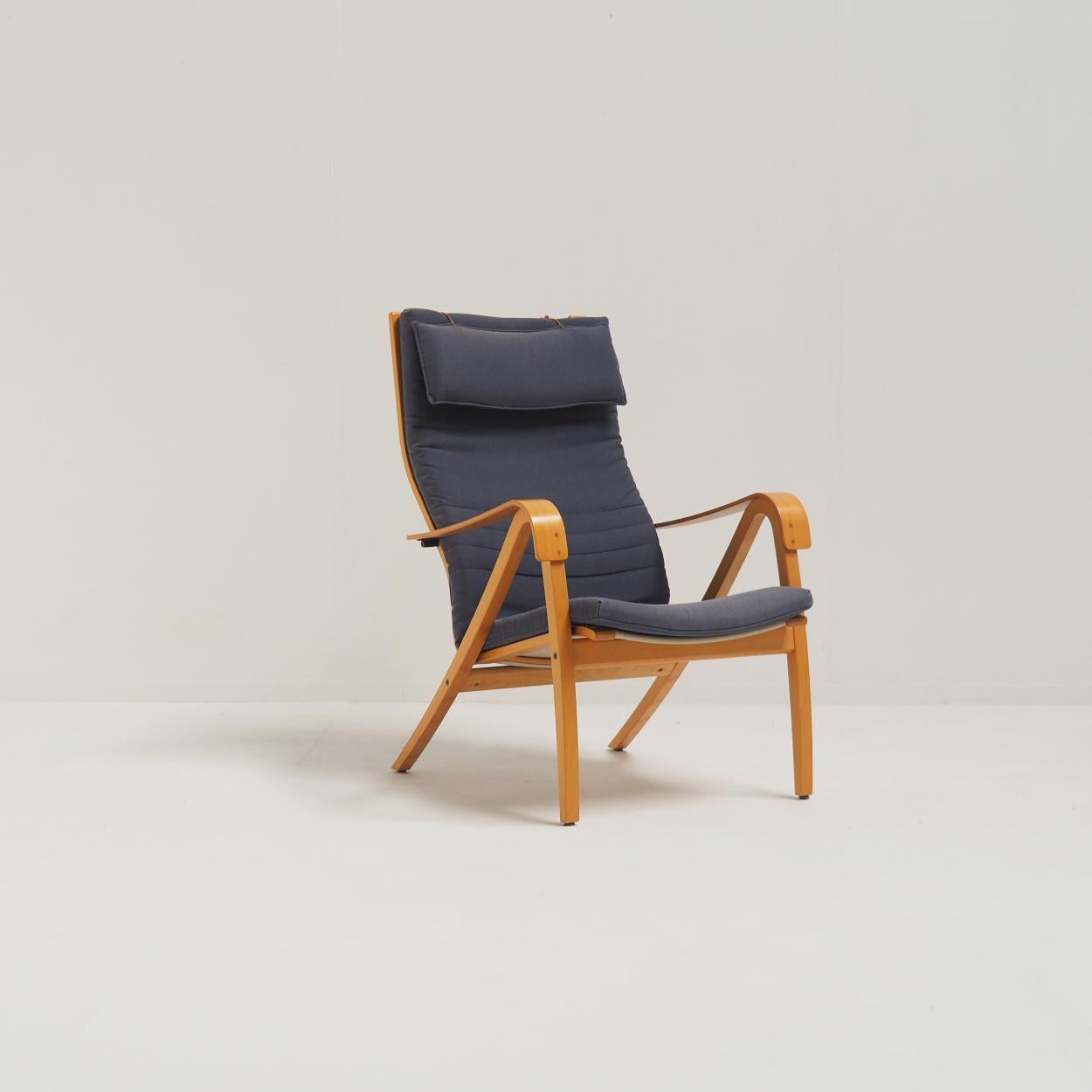 Swedish Easy Chair designed by Finnish Designer Simo Heikillä For Sale
