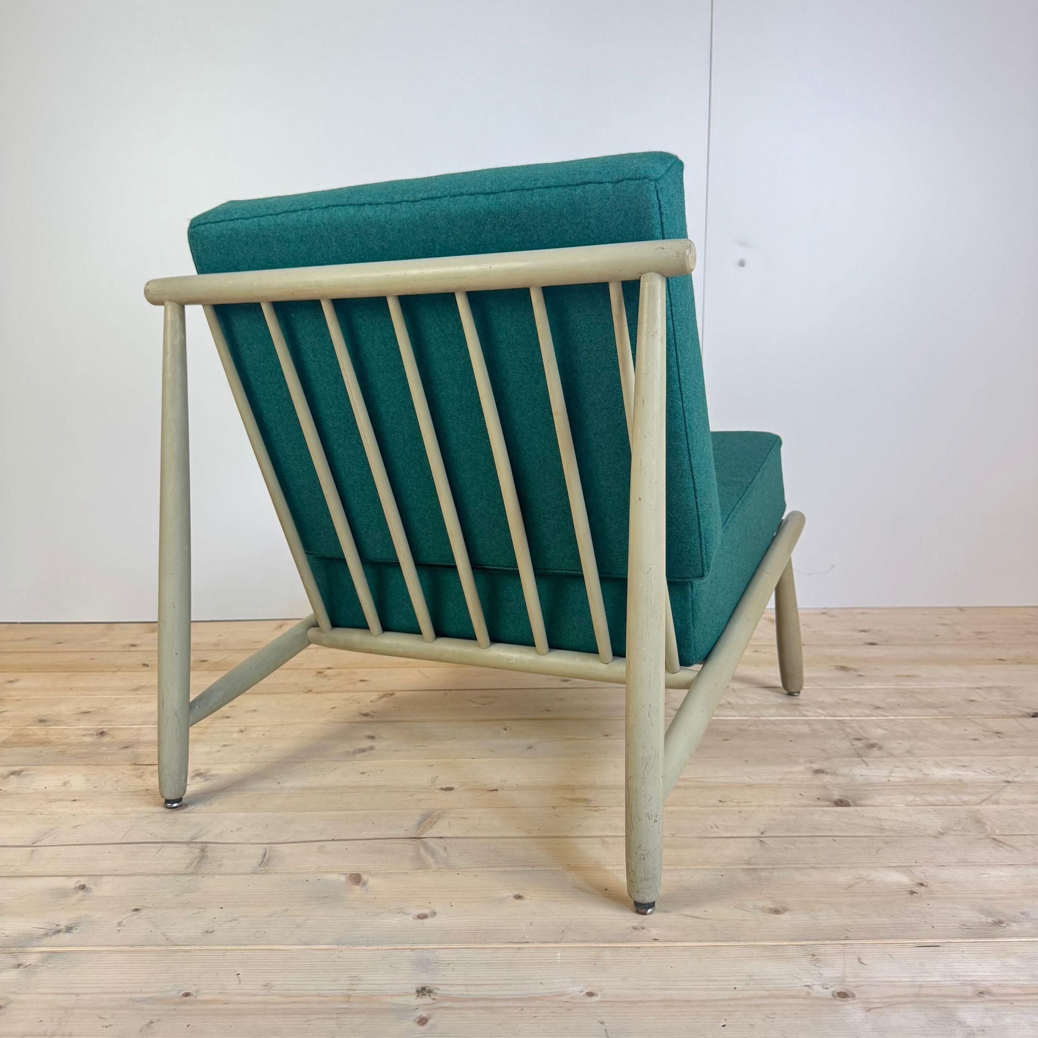 Easy chair 