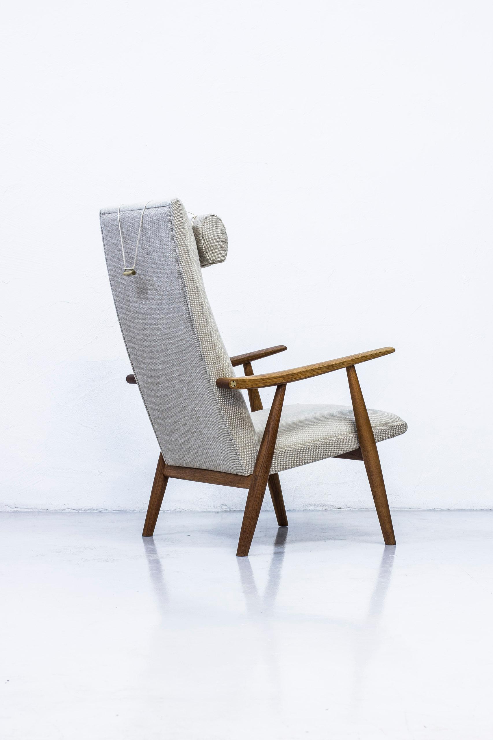 Mid-20th Century Easy Chair 