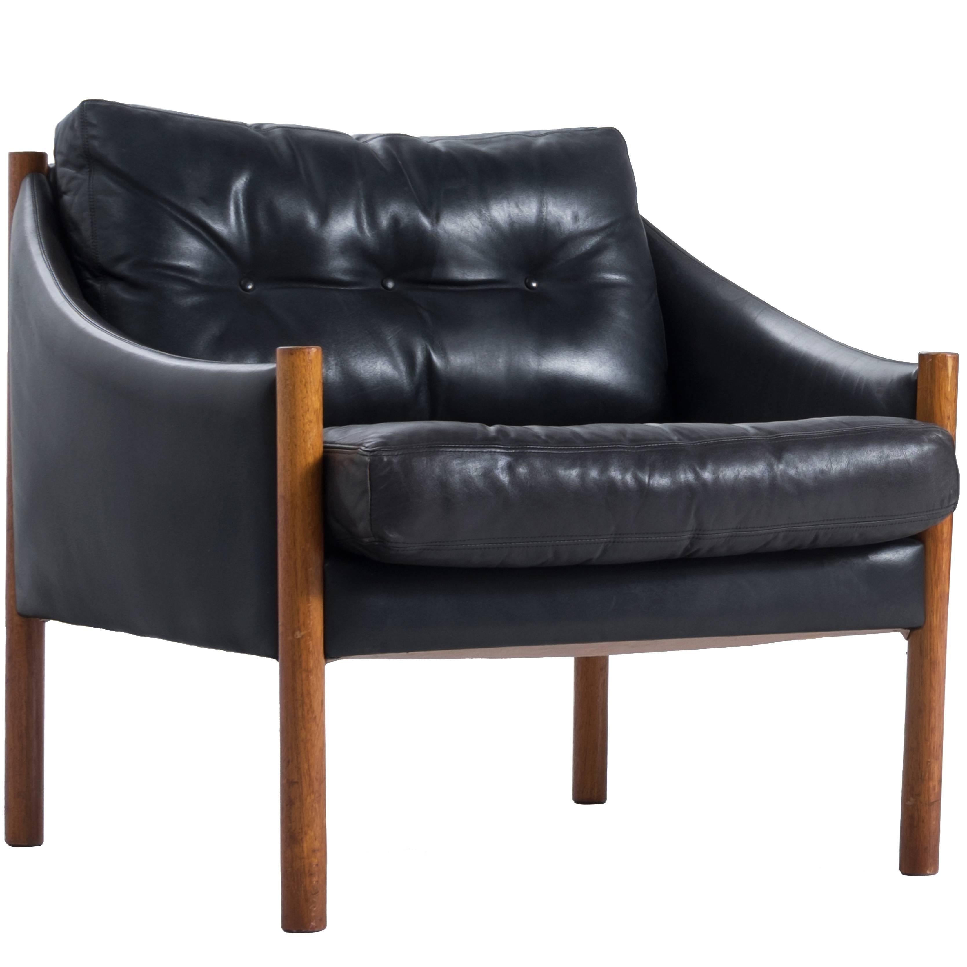 Easy Chair in Black Leather and Solid Teak at 1stDibs