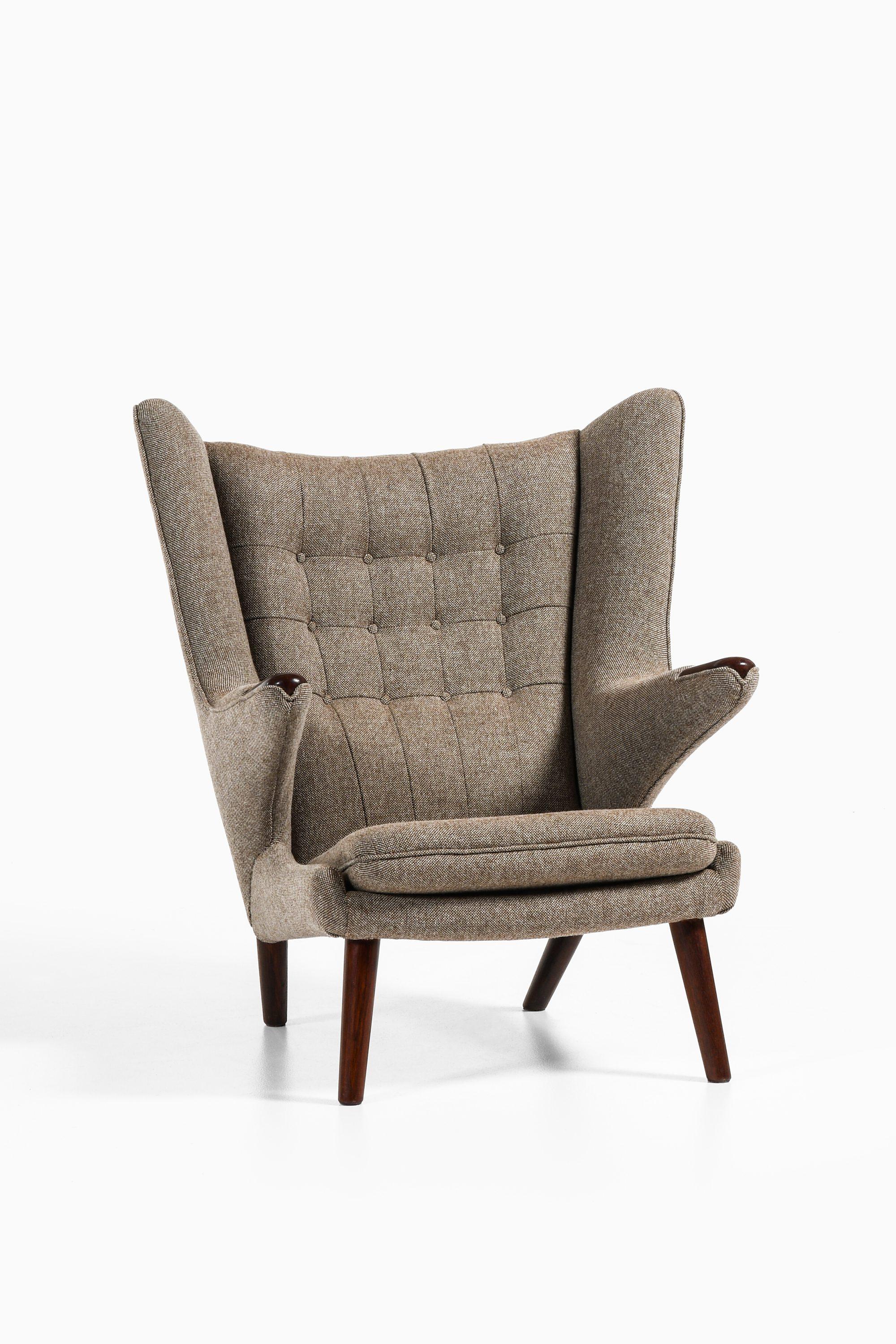Sedia Easy Chair in palissandro e rivestita in tessuto Kvadrat™ di Hans Wegner, anni '50

Informazioni aggiuntive:
Materiale: Legno di palissandro e rivestimento recente in tessuto Kvadrat
Stile: Metà secolo, Scandinavia
Rara poltrona modello Papa