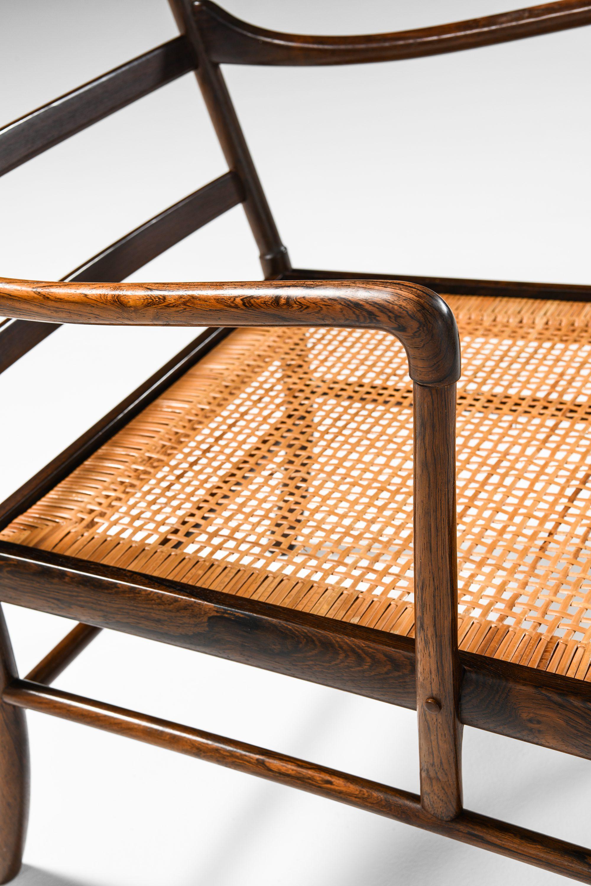 Easy Chair in Rosewood, Woven Cane and Original Leather by Ole Wanscher, 1960's For Sale 3