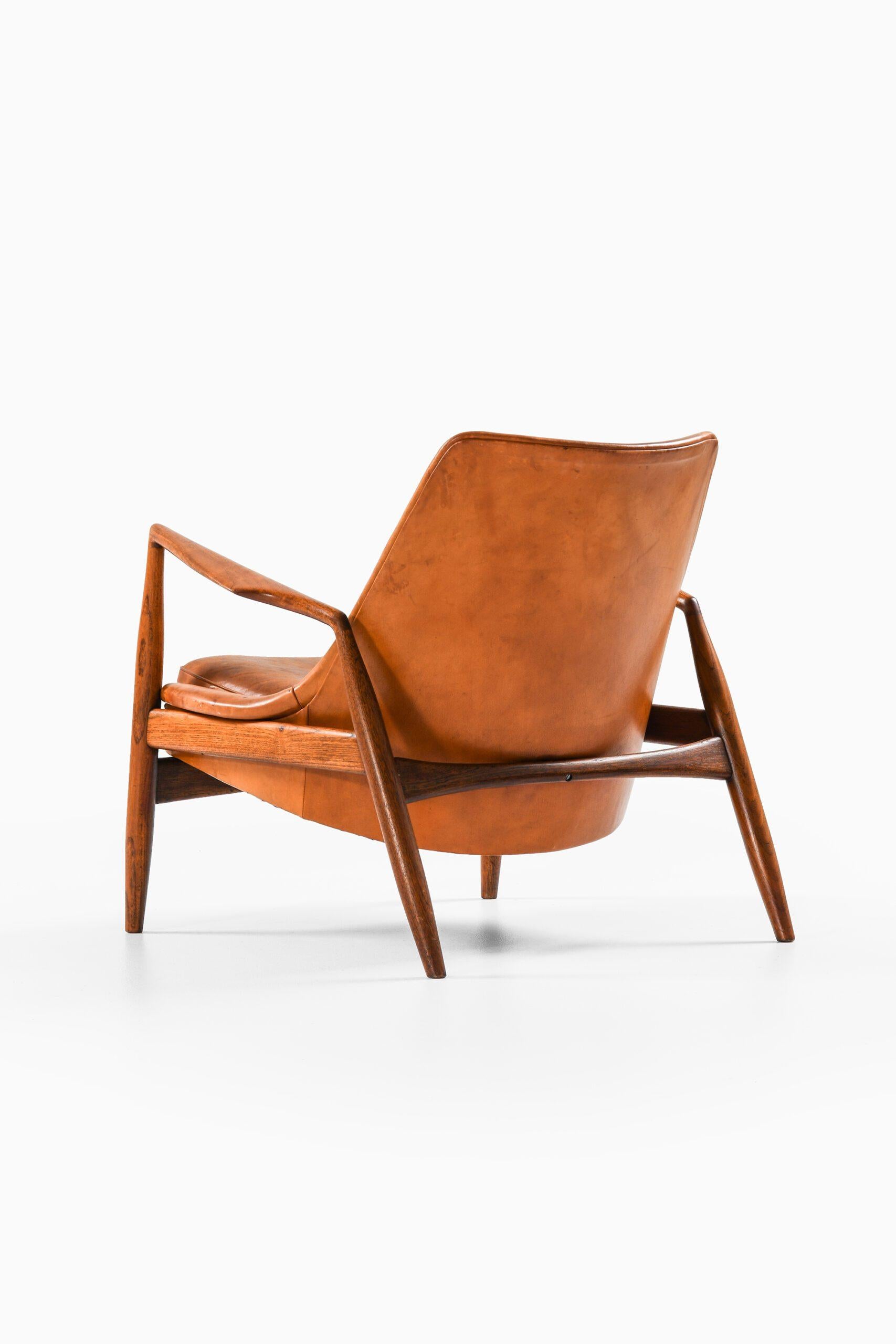 Fauteuil en teck et cuir cognac original par Ib Kofod-Larsen, années 1950 en vente 9
