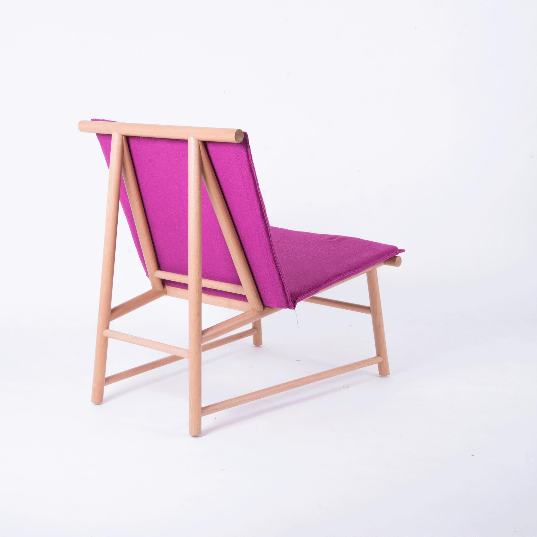 Fauteuil, fauteuil de salon en bois de hêtre avec assise en tissu Neuf - En vente à Zapopan, Jalisco. CP