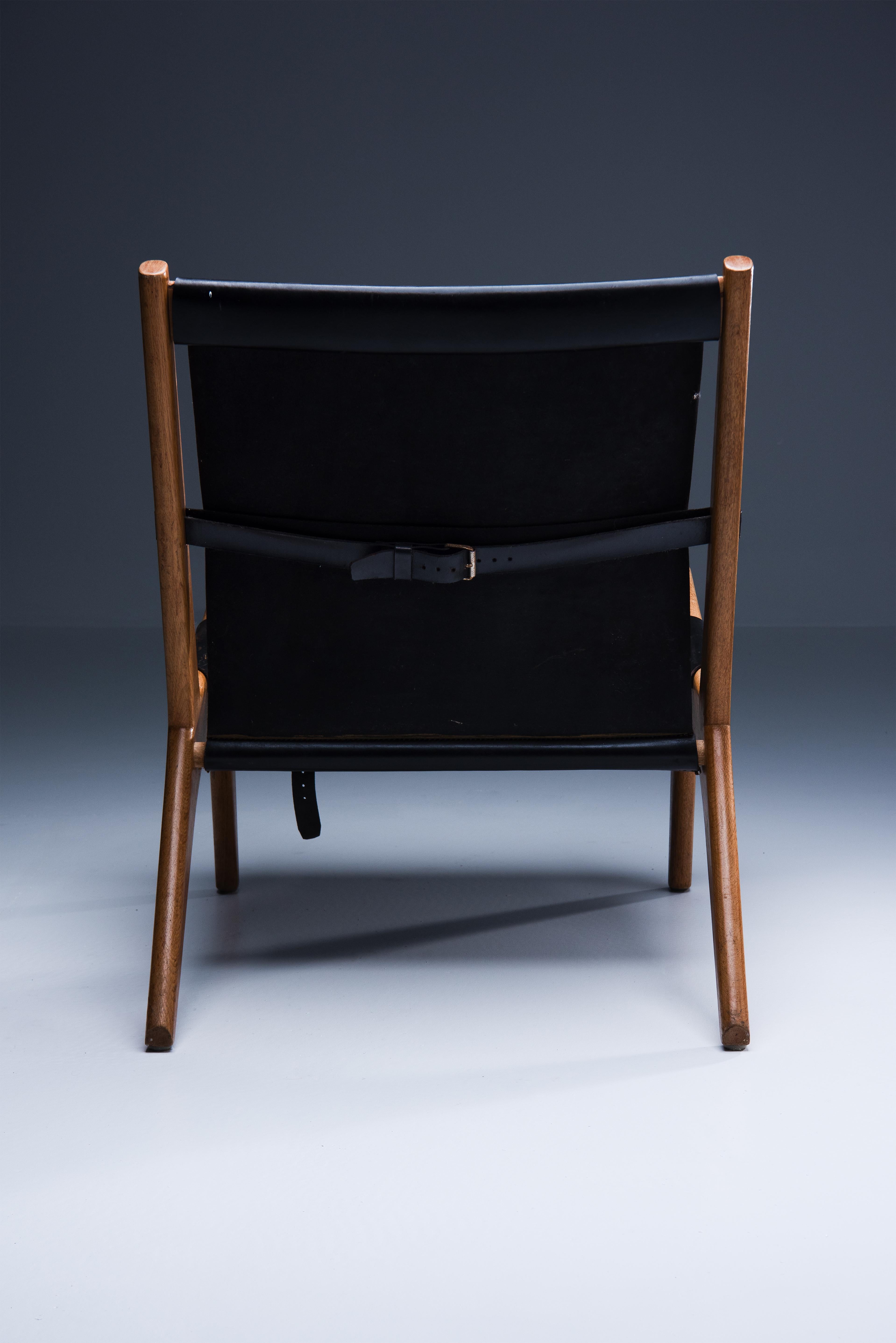 Hunting Chair 'Model 204 ' by Uno § Östen Kristiansson for Luxus In Good Condition In Antwerpen, BE