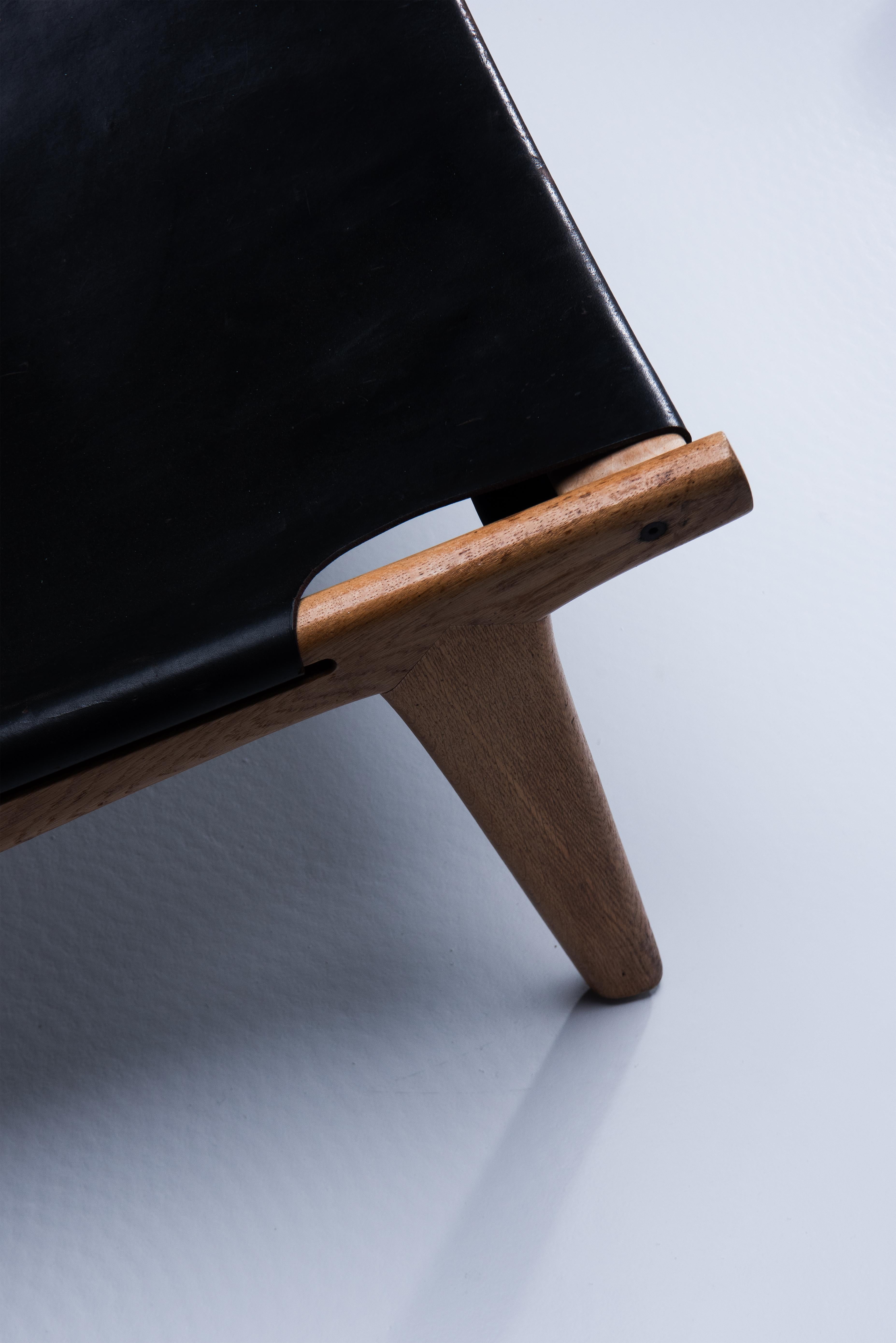 Leather Hunting Chair 'Model 204 ' by Uno § Östen Kristiansson for Luxus