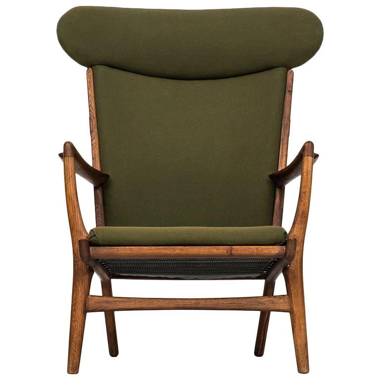 Sedia Easy Chair Modello AP-15 Disegnata da Hans Wegner Prodotta da AP-Stolen in Danimarca