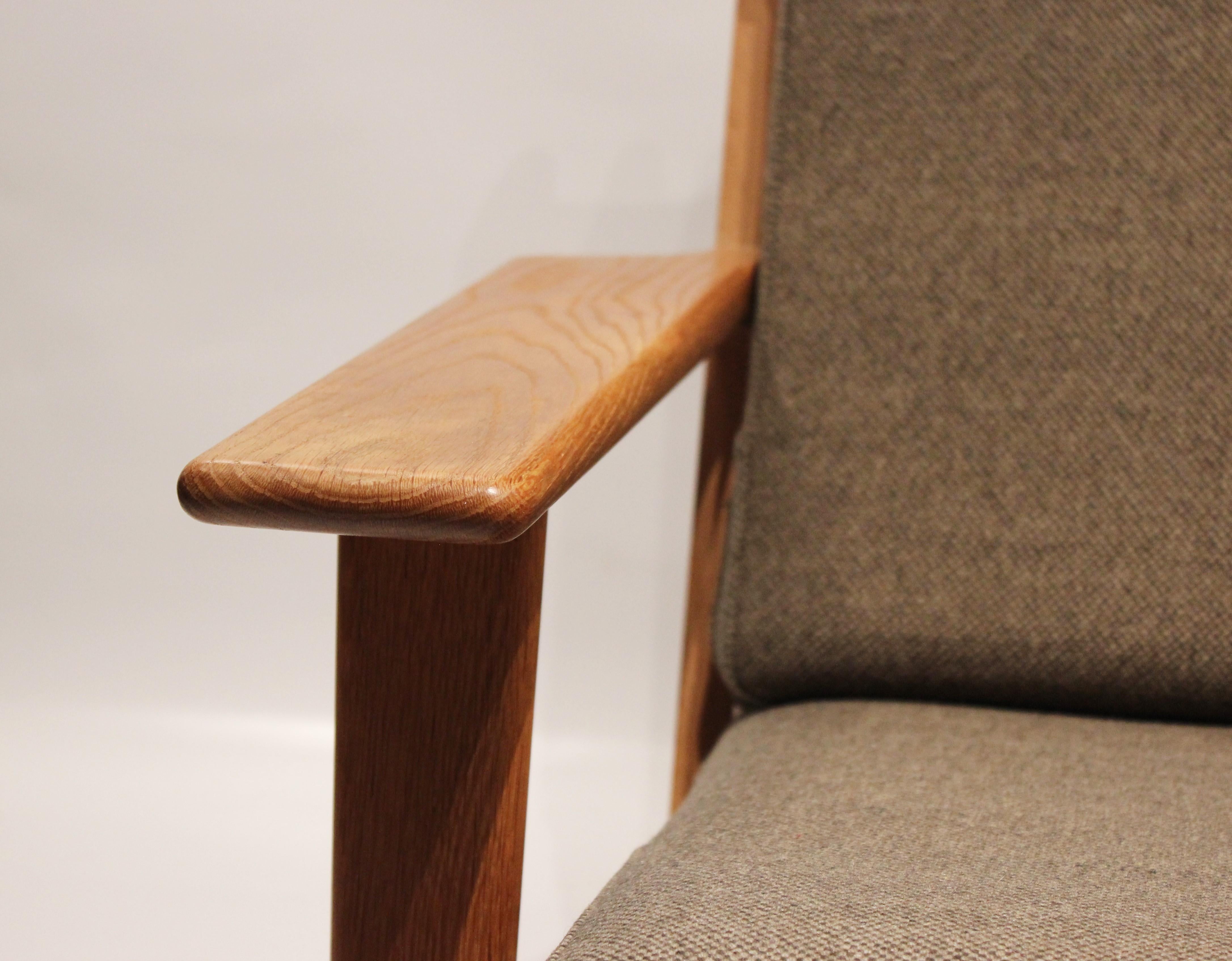 Mid-20th Century Easy Chair, Model GE290A, and Stool Designed by Hans J. Wegner, 1960s