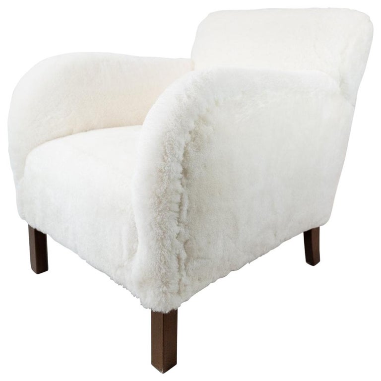 Easy Chair Newly Upholstered with Sheep Wool by Fritz Hansen, 1930s For Sale
