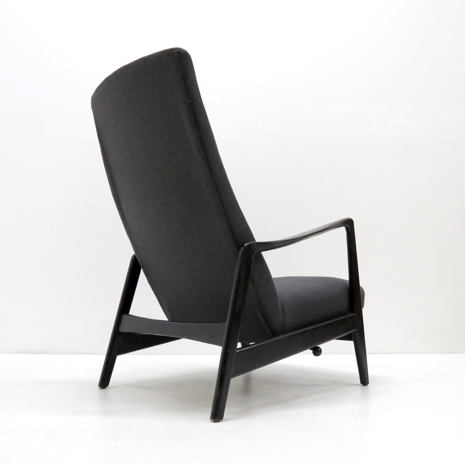 Easy Chair No. 829 by Gio Ponti for Cassina In Good Condition In Los Angeles, CA