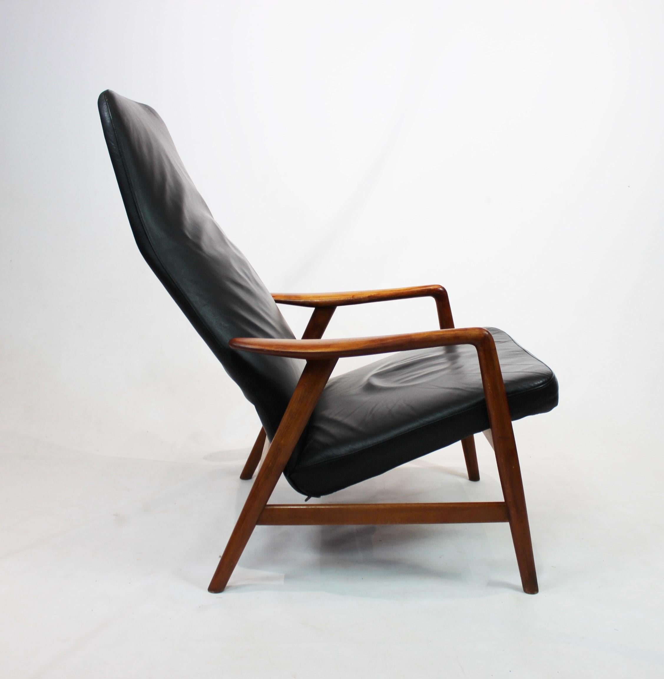 Scandinavian Modern Easy Chair of Black Leather by Alf Svensson and Fritz Hansen, 1960s