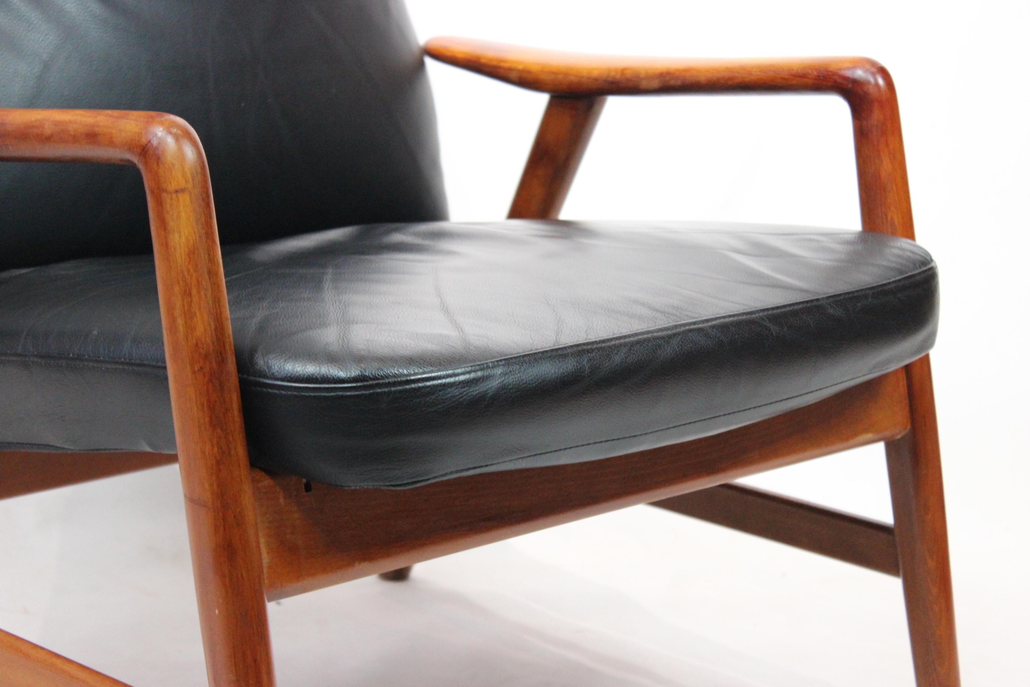 Easy Chair of Black Leather by Alf Svensson and Fritz Hansen, 1960s 1