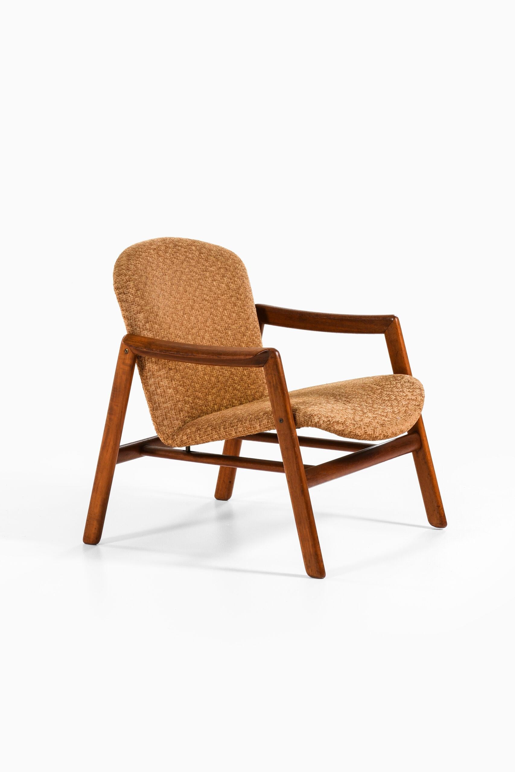 Easy Chair Produced in Denmark In Good Condition For Sale In Limhamn, Skåne län
