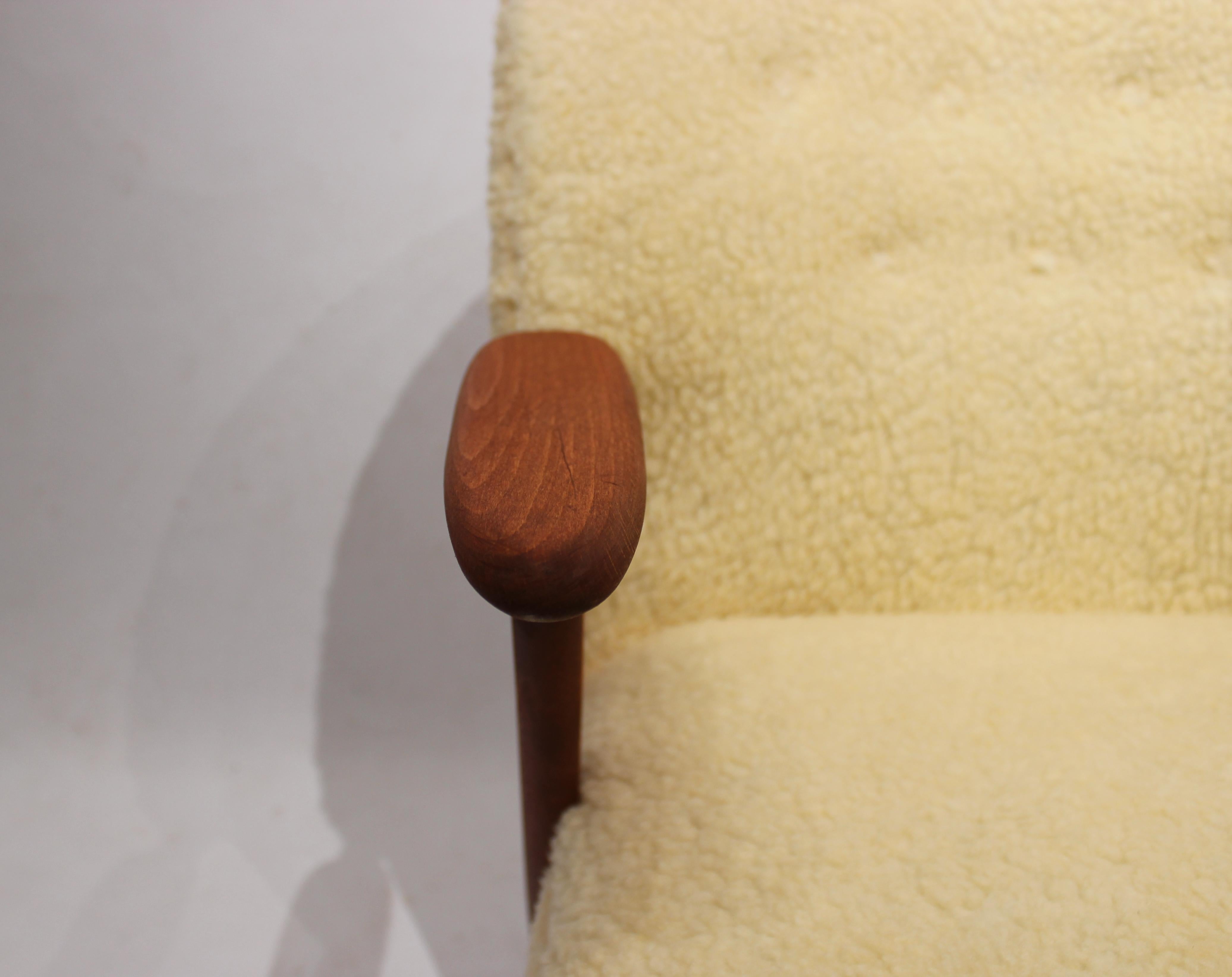 Easy Chair Upholstered in Sheep Wool, Danish Design, 1960s (Dänisch)