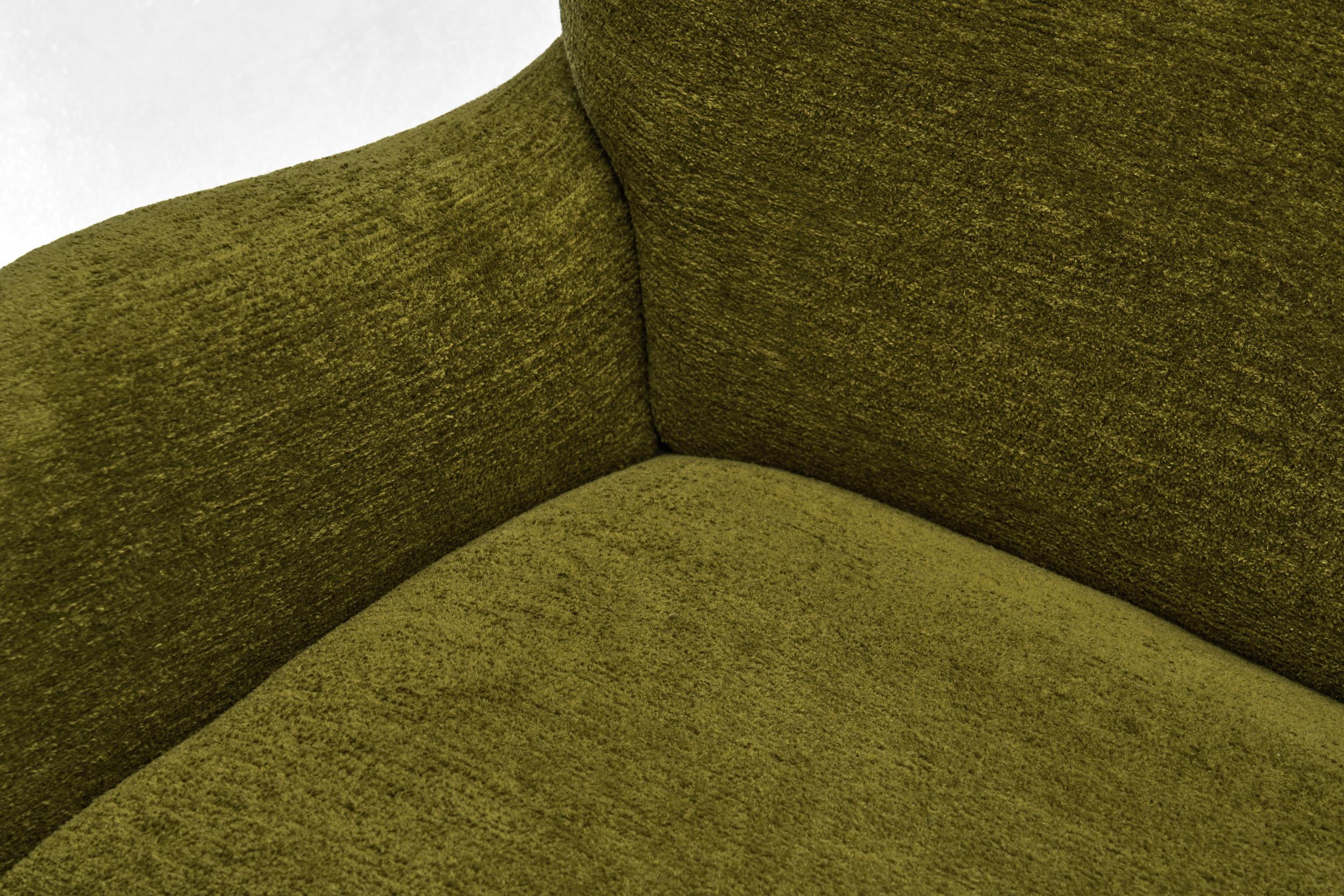 Sedia Easy Chair con gambe angolate in Beeche e tappezzeria verde scuro, Europa, anni '40 in vendita 2