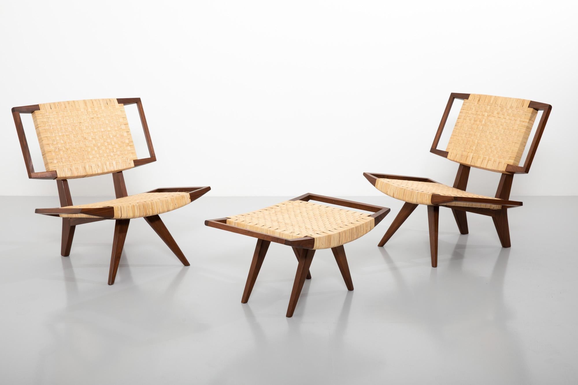 American Easy Chairs and Ottomans by Paul László for Glenn of California, 1950s For Sale