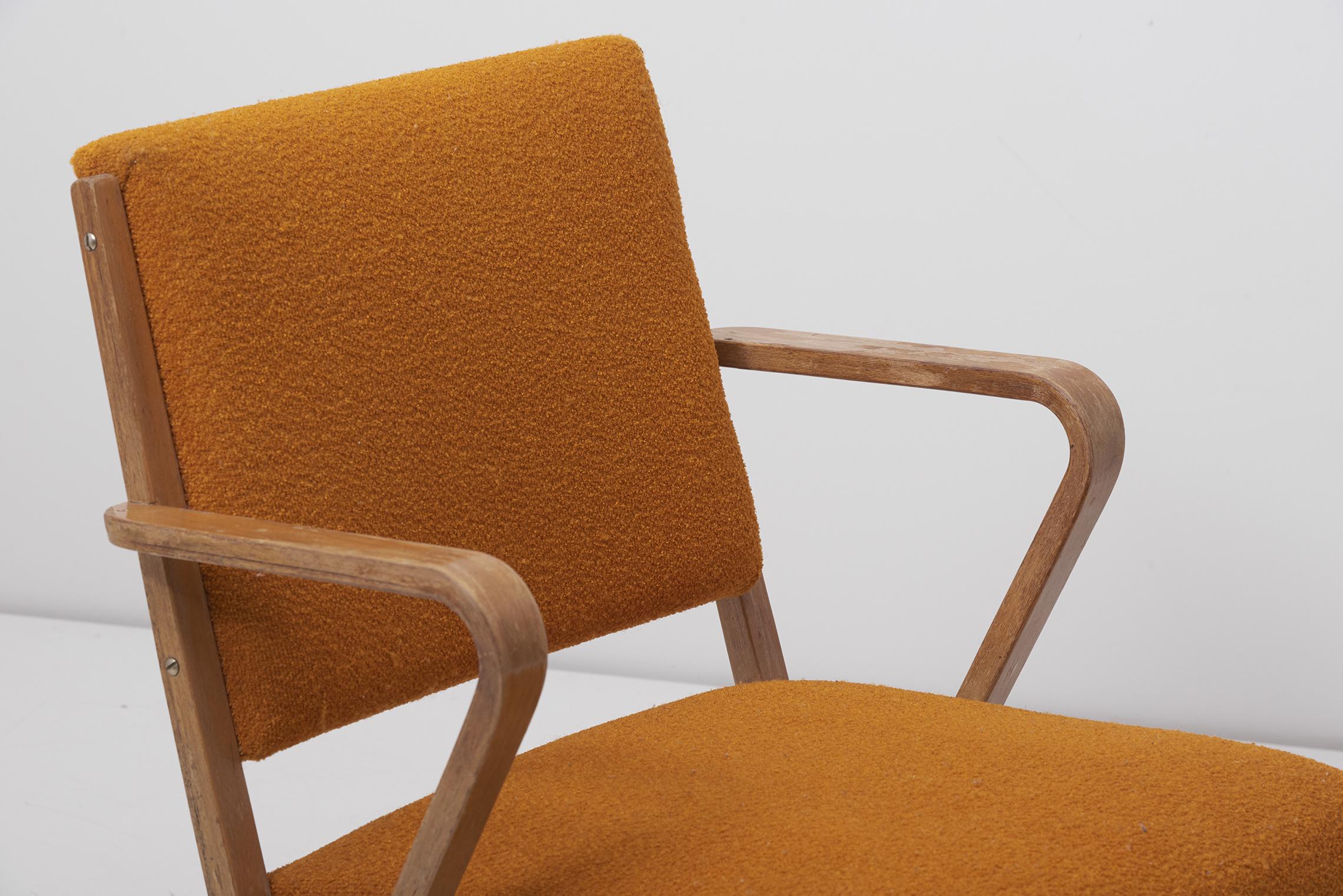 Ensemble de fauteuil ou fauteuil de salon des années 1950 par Selman Selmanagic en jaune moutarde en vente 9