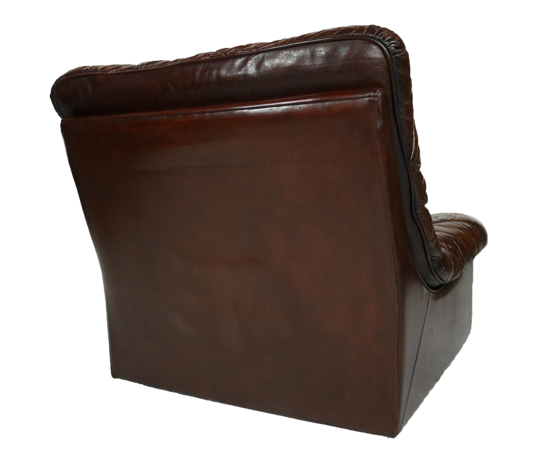 Brown Leather Easy Chairs For Sale 2