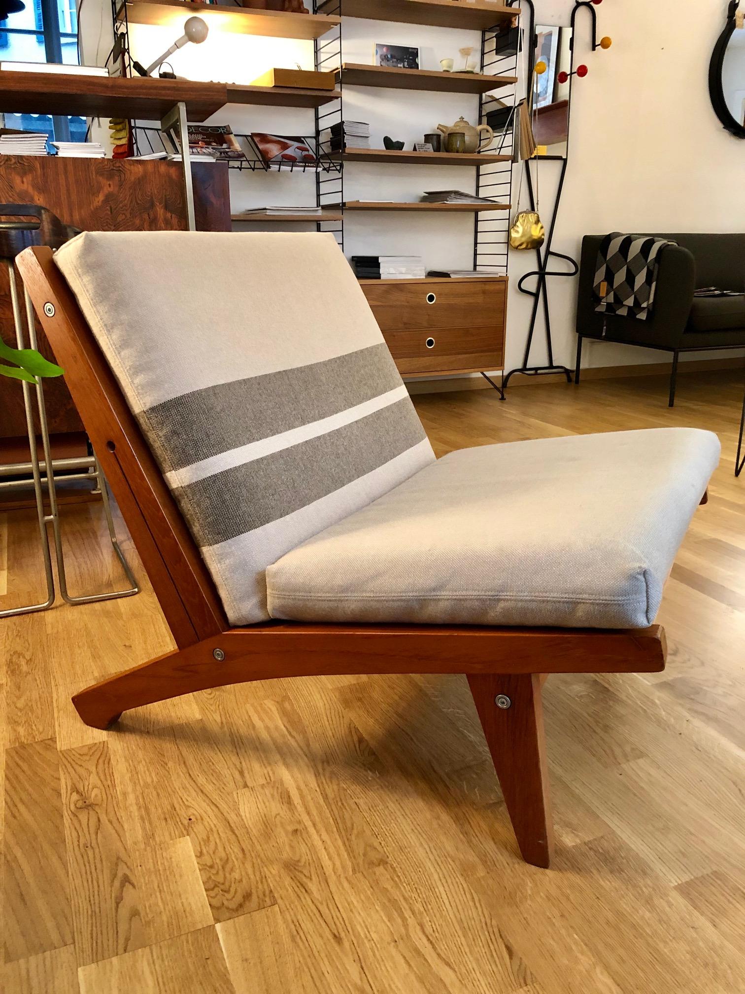 Mid-20th Century Easy Chairs Hans Wegner Teak Model GE370 for GETAMA