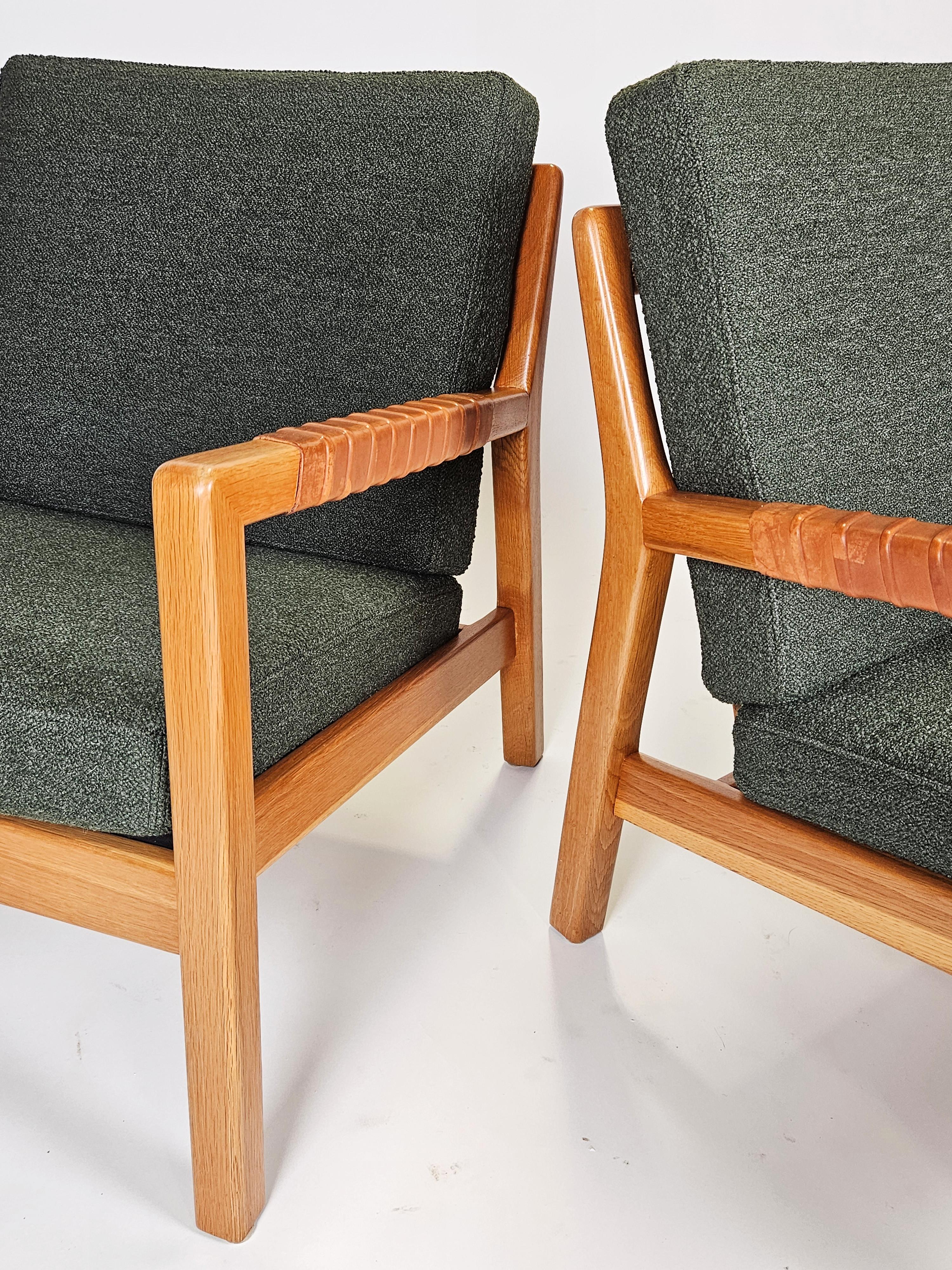 Finnish Scandinavian modern easy chairs by Carl Gustaf Hiort af Ornäs, Finland, 1950s For Sale