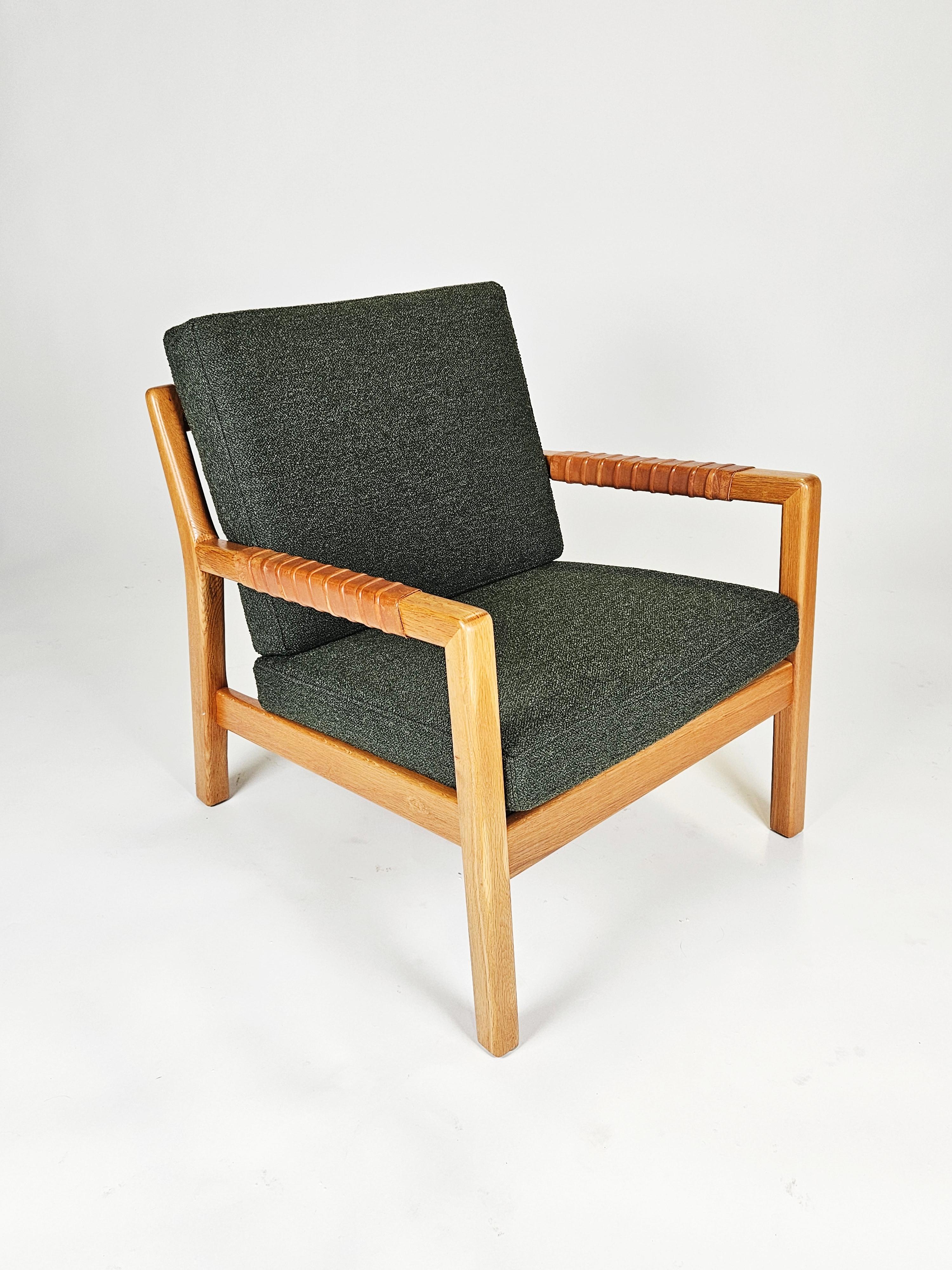 Scandinavian modern easy chairs by Carl Gustaf Hiort af Ornäs, Finland, 1950s In Good Condition For Sale In Eskilstuna, SE