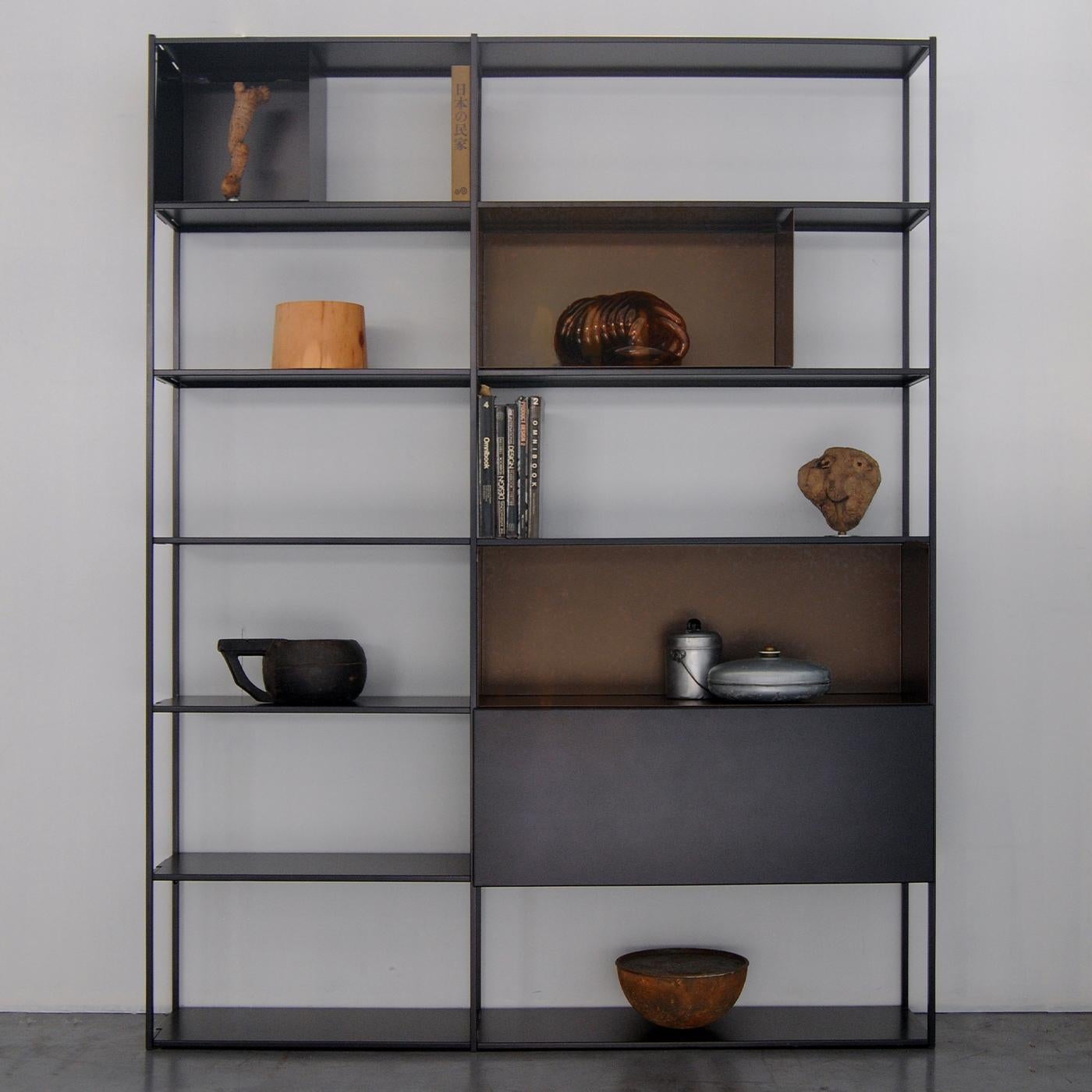 A superb complement to modern hallways or offices, this exclusive design offers multiple shelves and incorporated boxes where to collect documents, books, or display collectibles. A smaller open box (cm 35 x 31 x 36 H) features the same sandblasted,