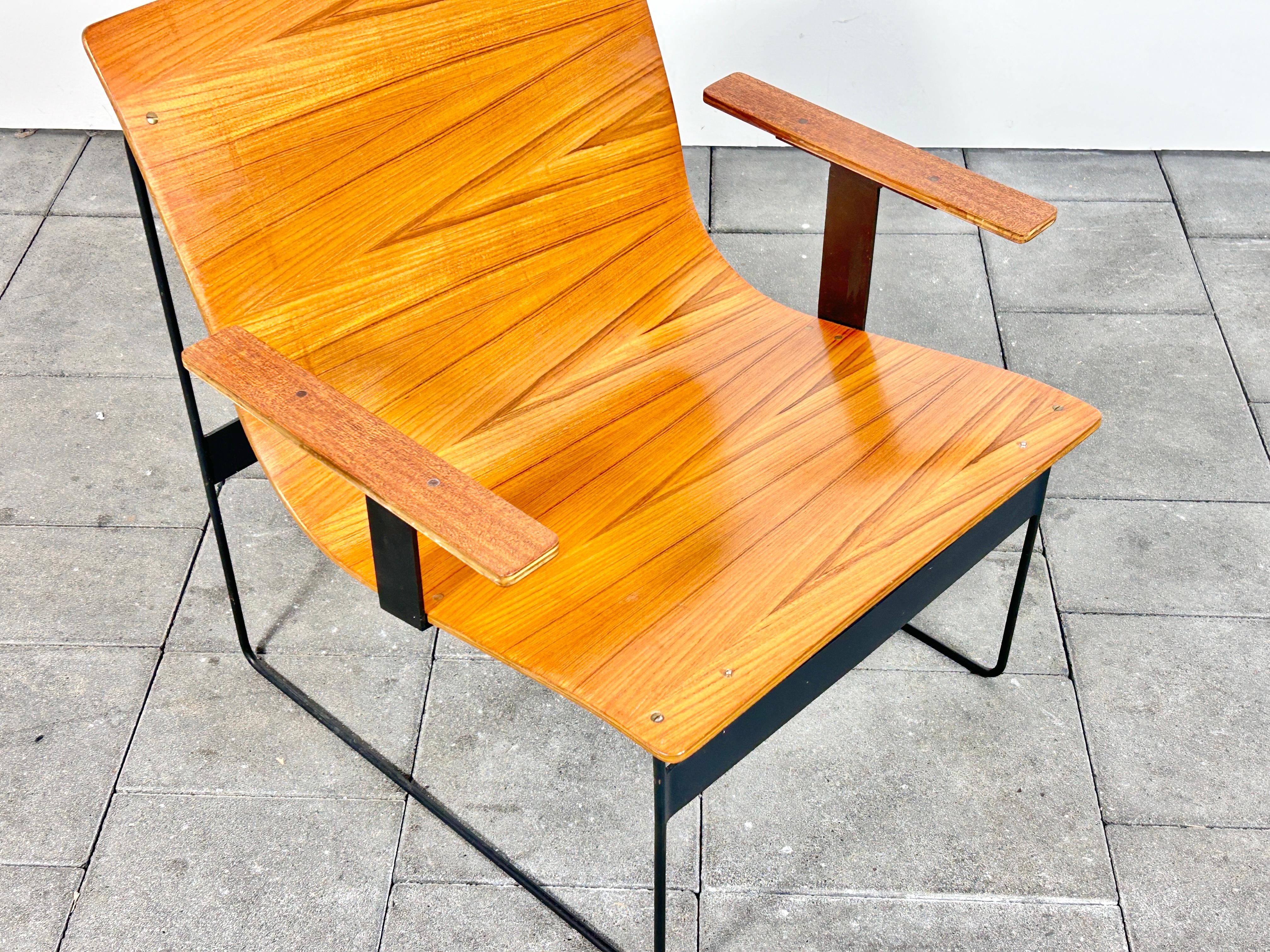 Easy Lounge chair design Gunter Renkel for Twen Rego 1950ies For Sale 6