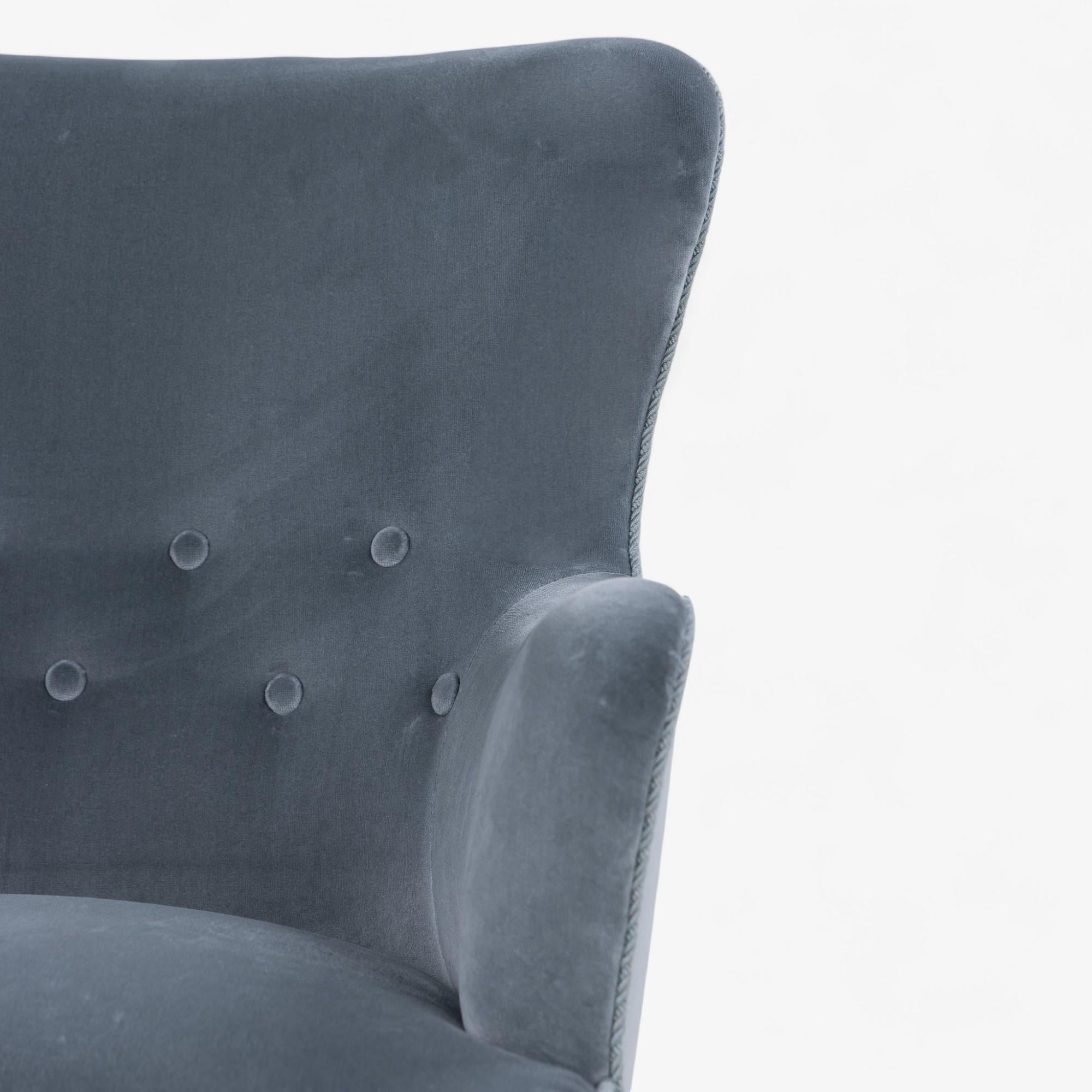 20th Century Easy low chair in new fabric from the 1940's by Frits Henningsen For Sale