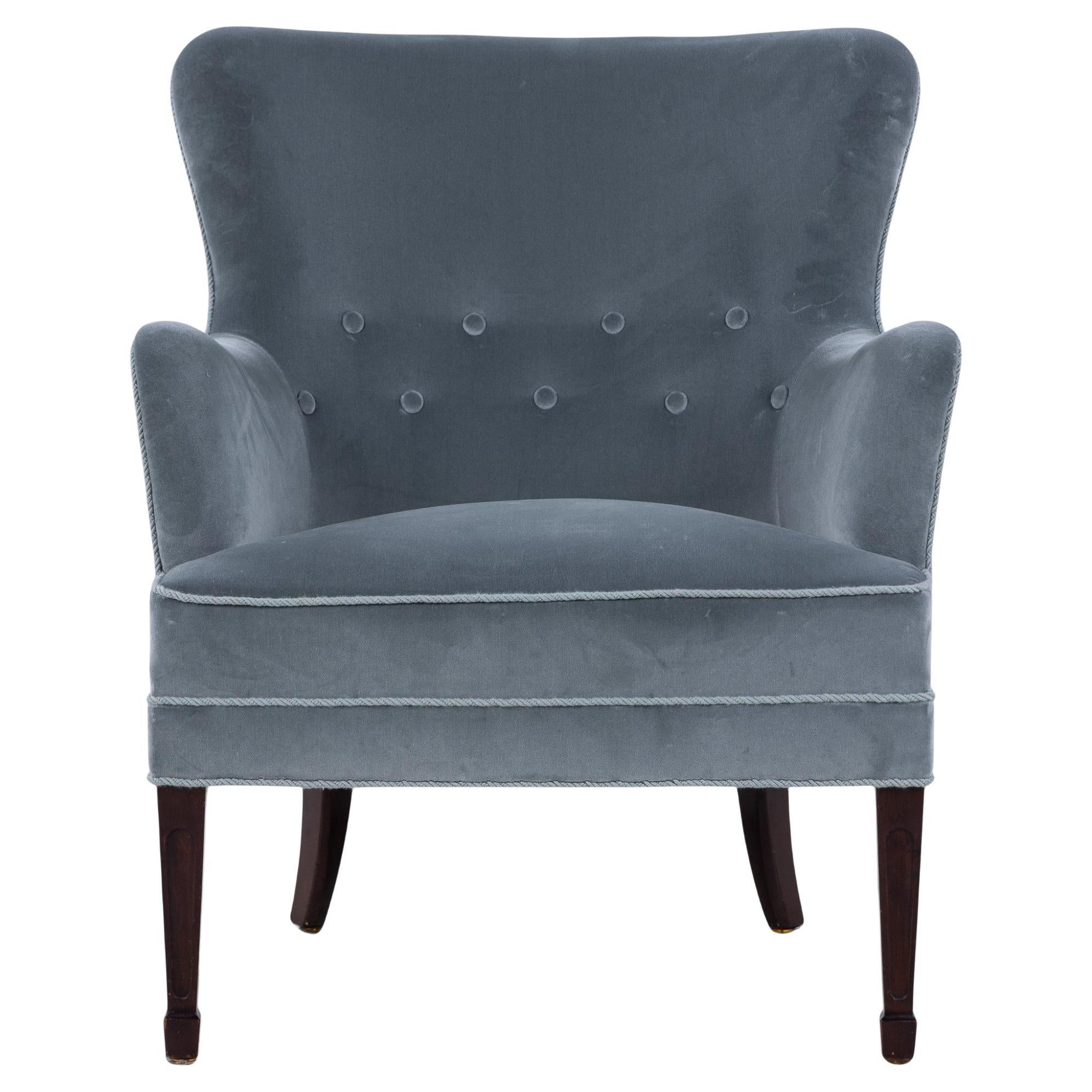 Easy low chair in new fabric from the 1940's by Frits Henningsen For Sale
