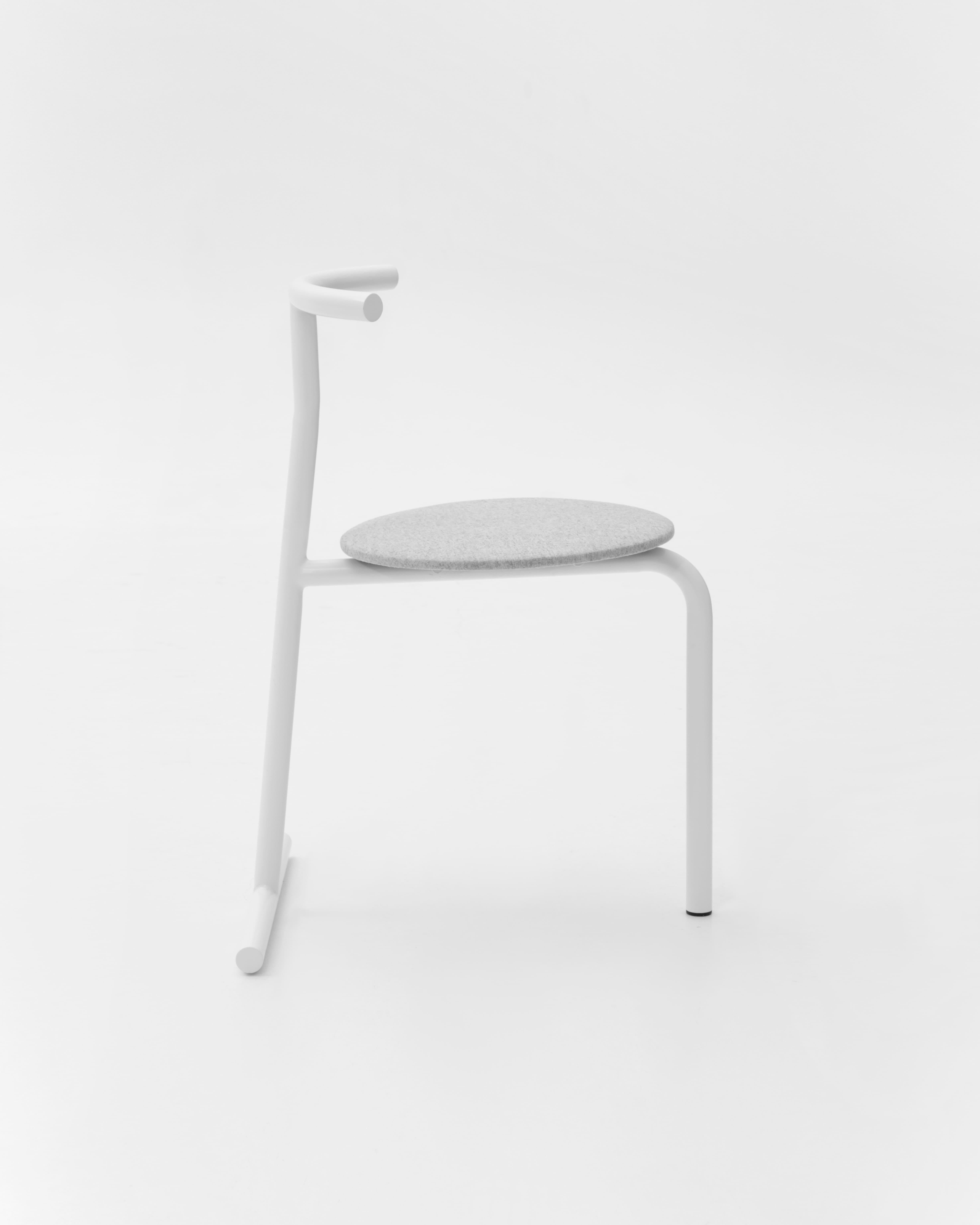 Eater-Sitzstuhl aus gepolstertem Stahl von Oito (Postmoderne) im Angebot