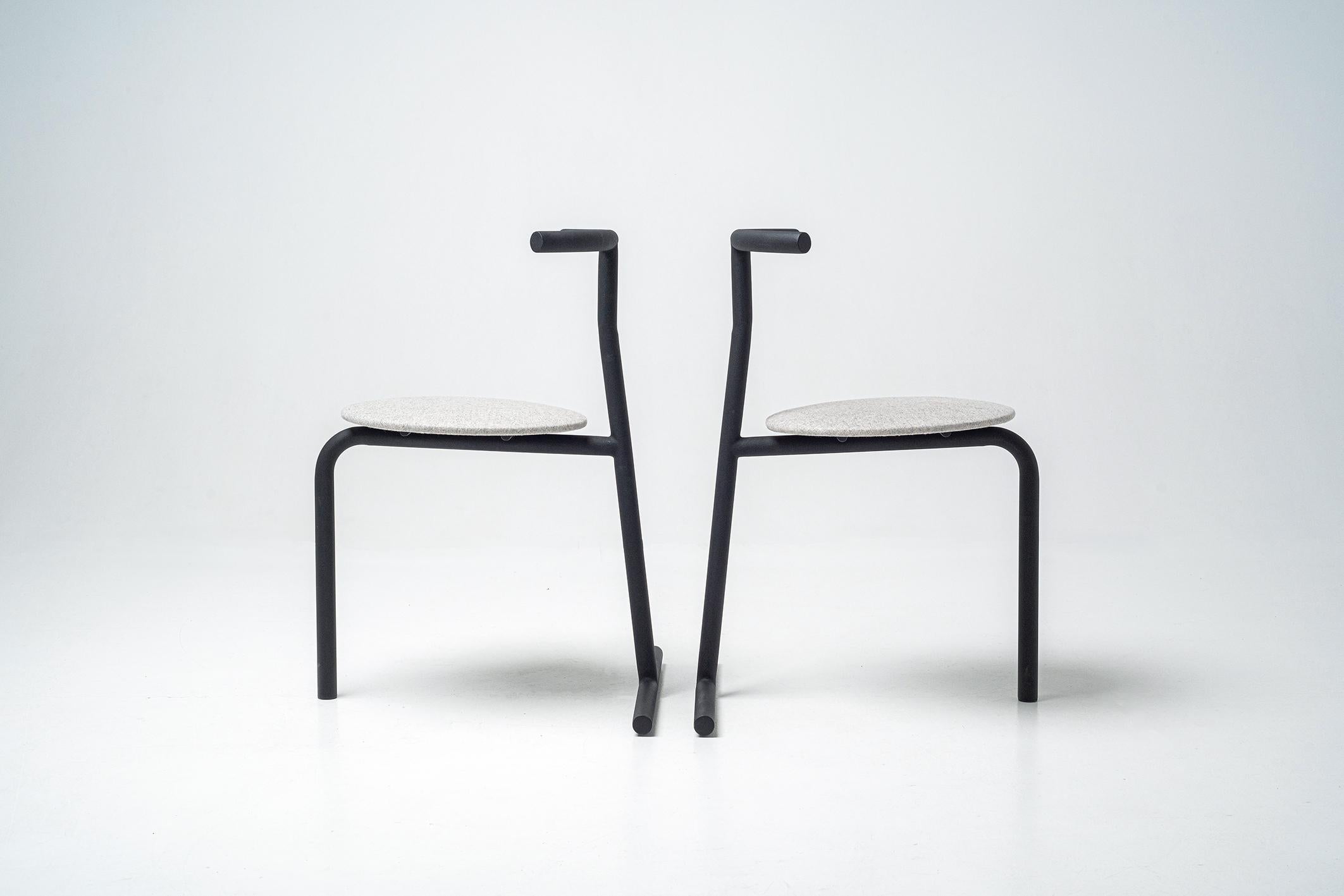 Eater-Sitzstuhl aus gepolstertem Stahl von Oito im Zustand „Neu“ im Angebot in Geneve, CH