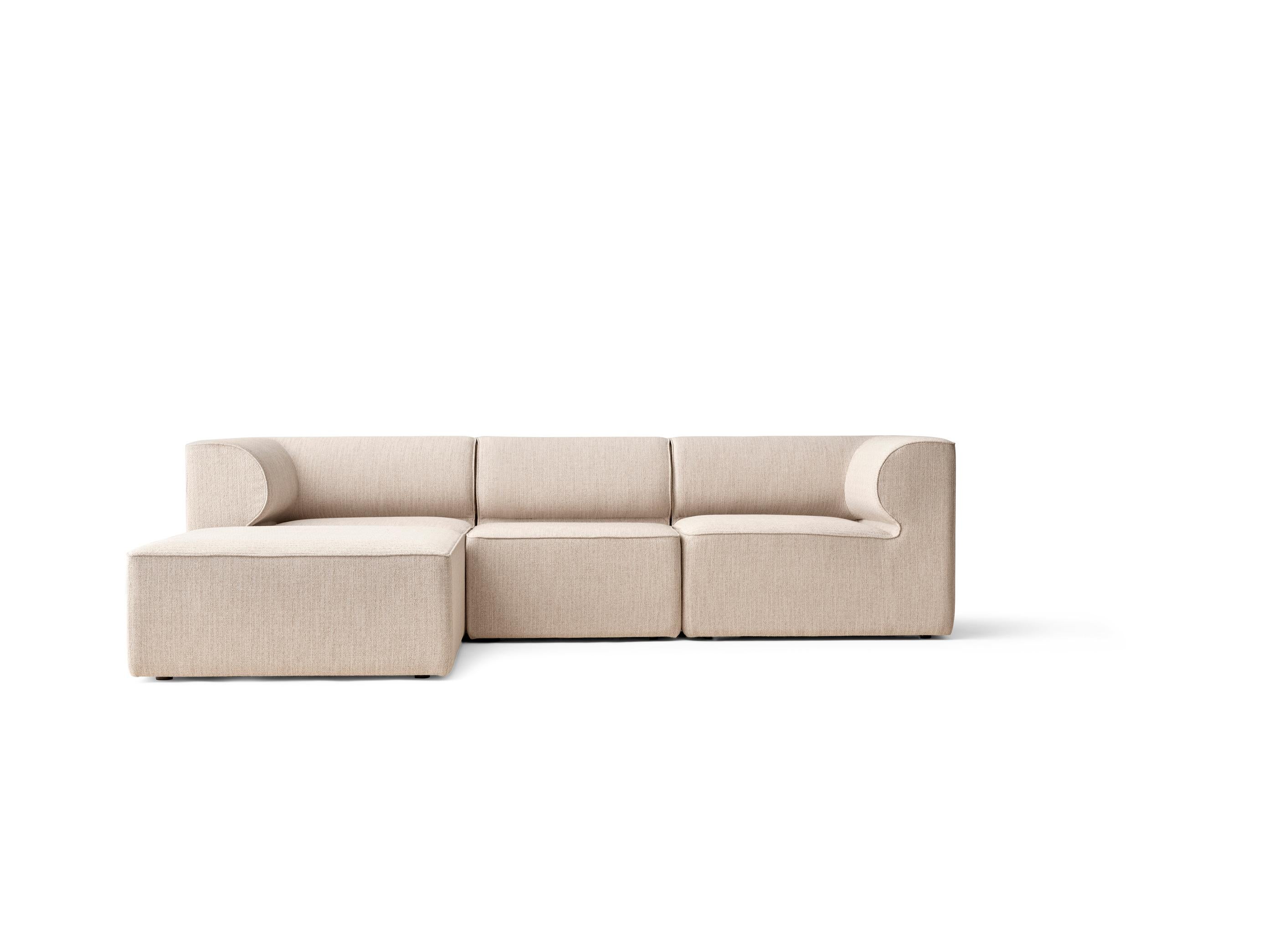 Inspired by architecture Eave Modular sofa takes its name from “eaves” – the lower edges of the roof that overhang a wall. The sofa’s distinctive detail is its internal “eaves” – curved upholstered armrests that lend the sofa its expressive