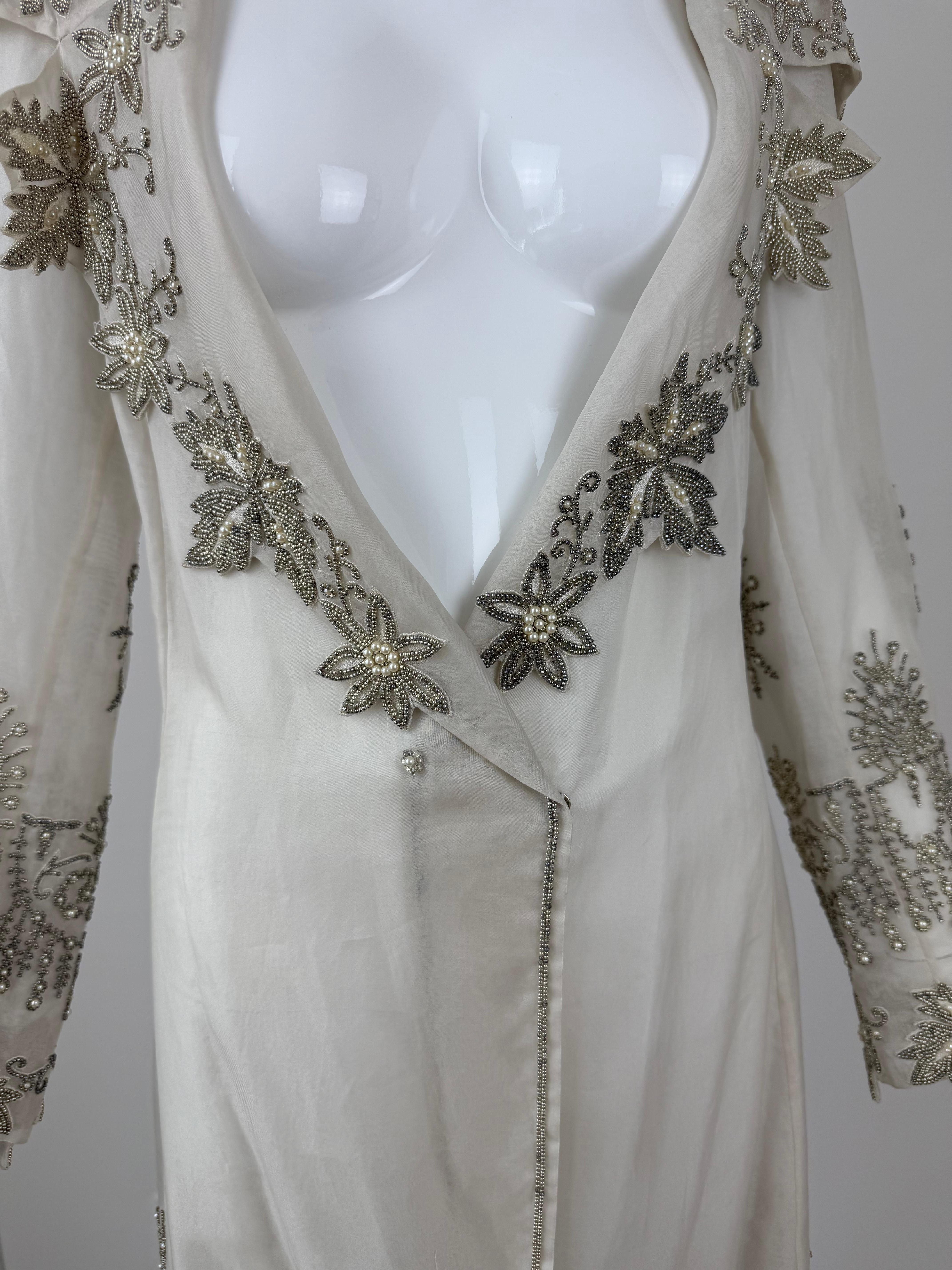 EAVIS & BROWN Veste de soirée couture vintage en soie grise fortement perlée en vente 6
