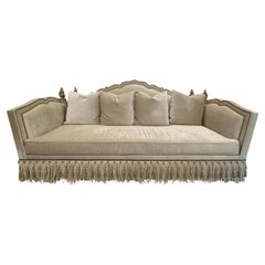 Ebanista Carpello II Sofa Knole Sofa Settee Janet Yonaty Trim & Giltwood Finials