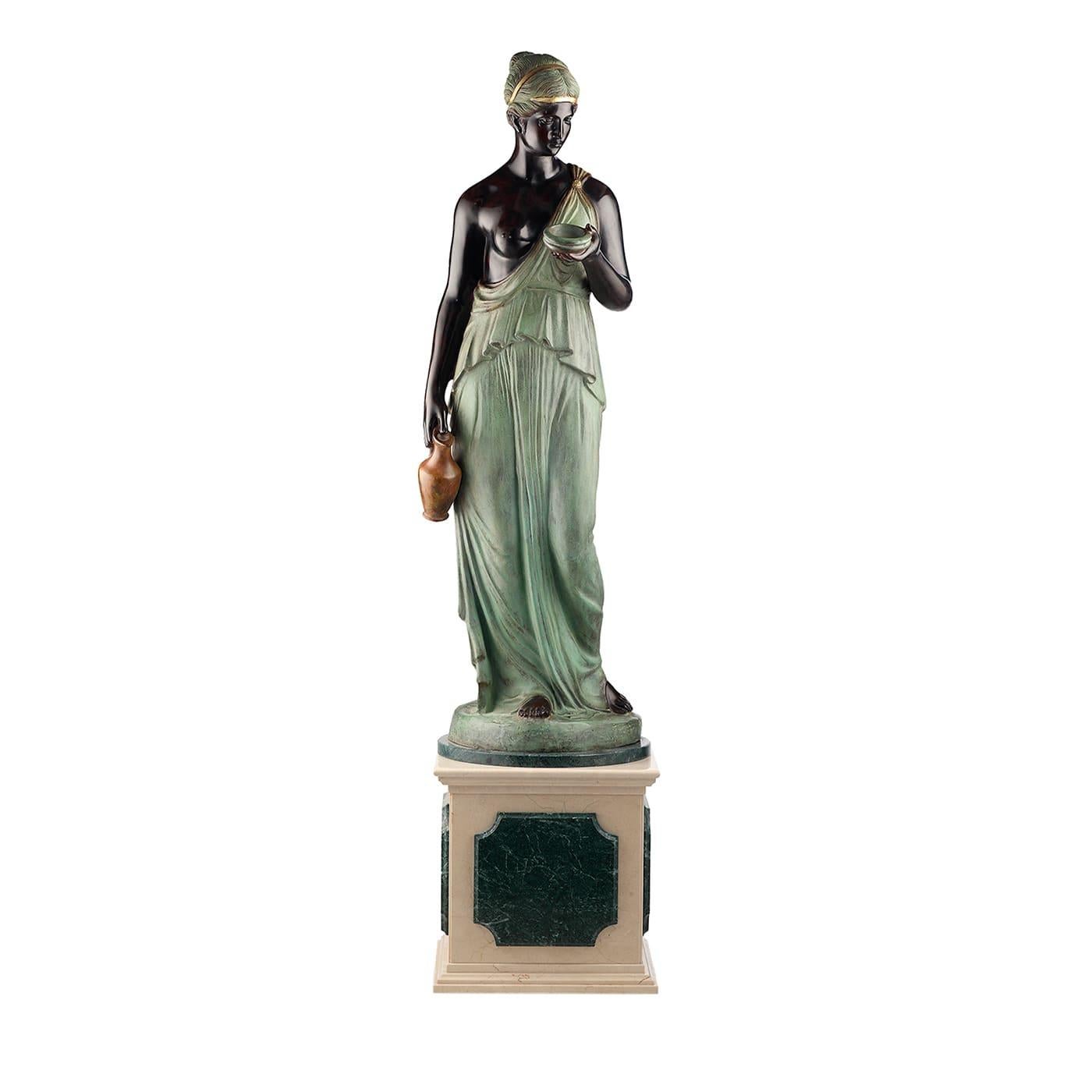 Ebe Statue