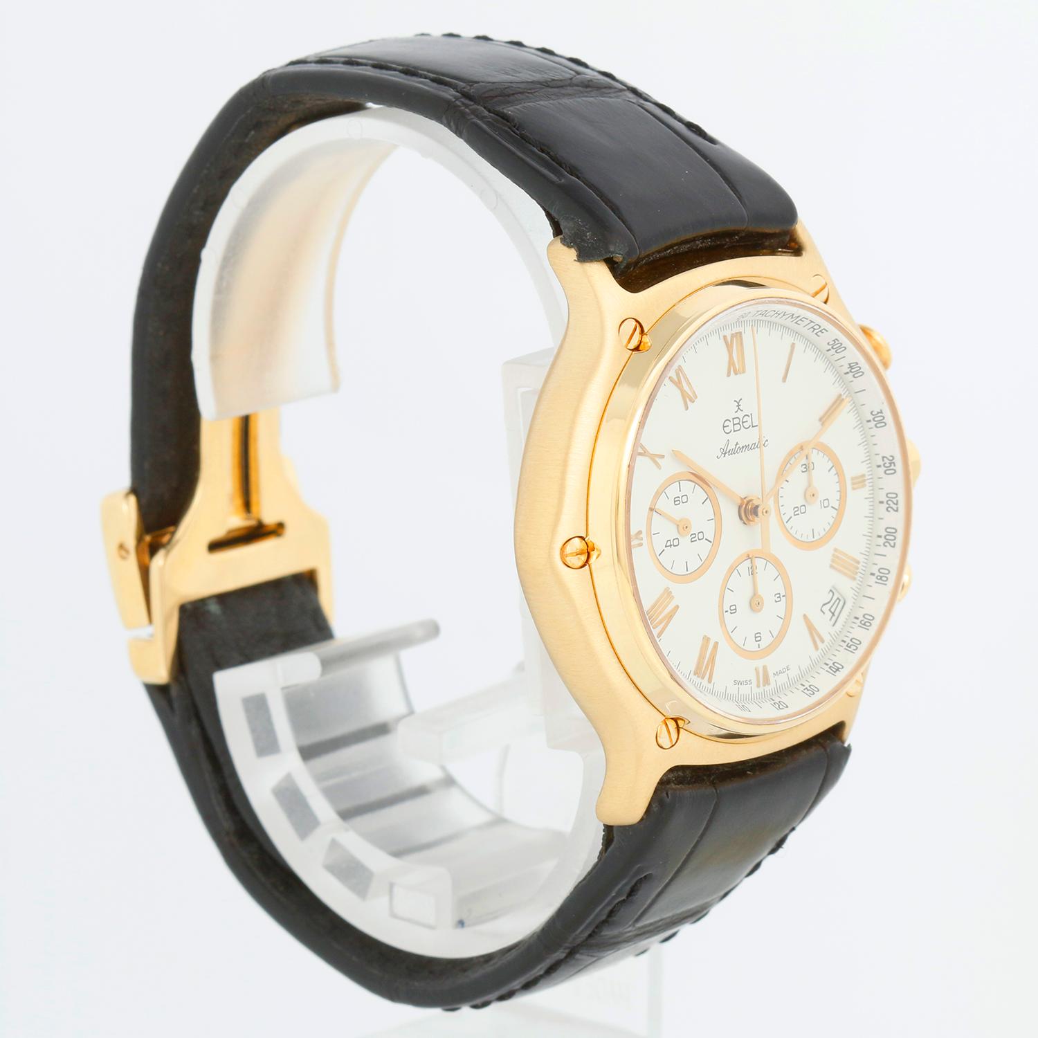 Ebel 1911 Chronograph Men's 18K Yellow Gold Watch  Ref. 8134901 In Excellent Condition In Dallas, TX