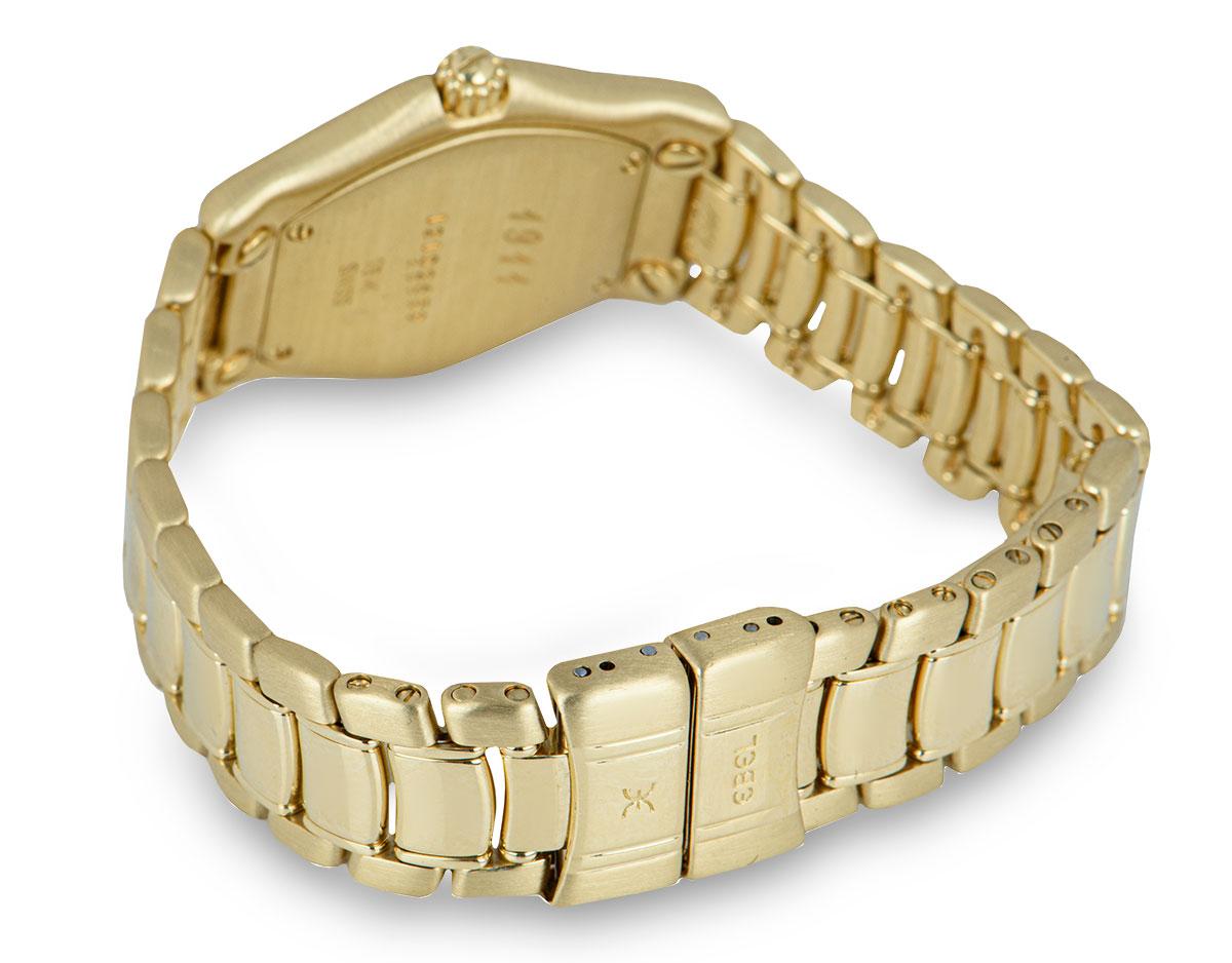 Round Cut Ebel 1911 Ladies 18 Karat Gold White Mother of Pearl Dial Diamond Set 8157114